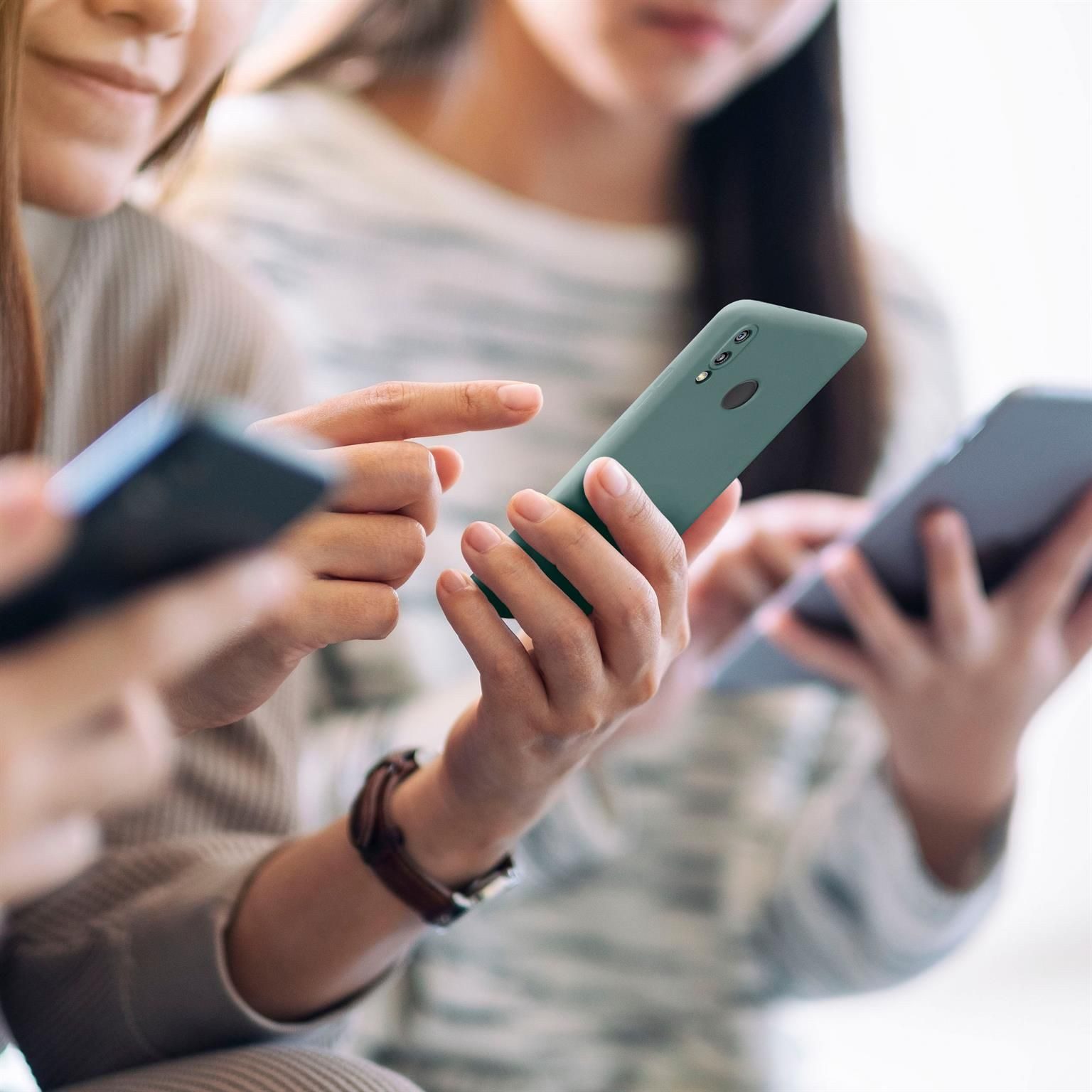 ONEFLOW Handyhülle für Huawei P20 Lite Hülle Silikon Soft Case Petrol Grün 5,84 Zoll, Silikonhülle Cover Dünn Handytasche TPU Schutzhülle mit Kameraschutz