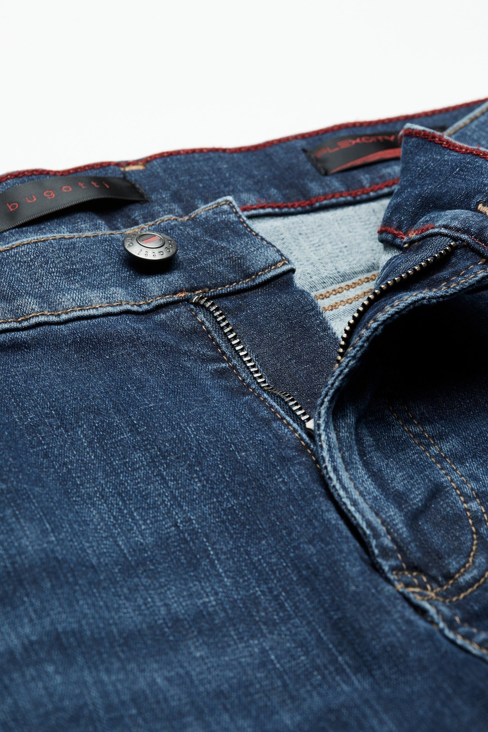 mit Tragekomfort Denim Flexcity blau hohem bugatti 5-Pocket-Jeans
