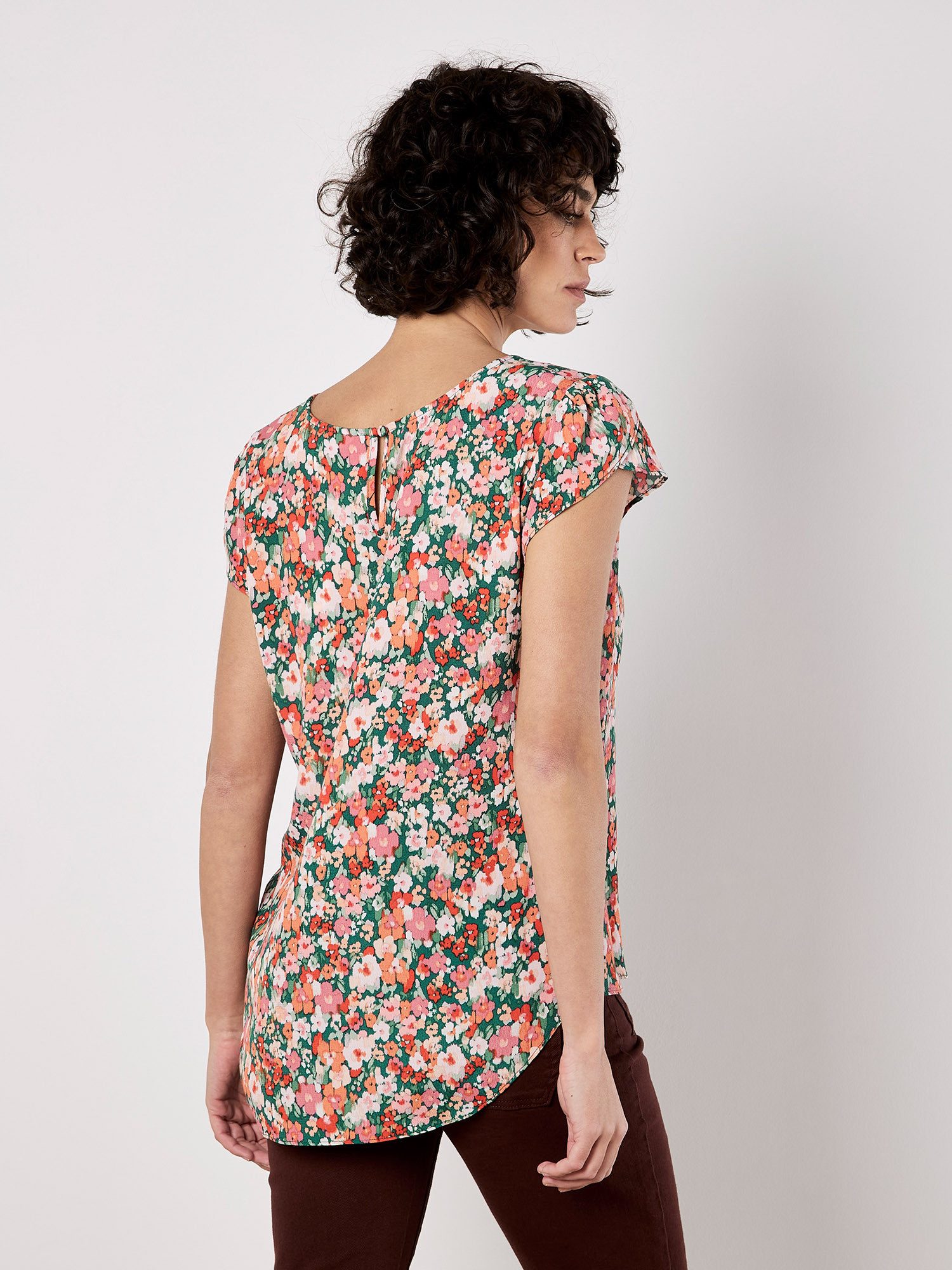 Apricot T-Shirt Ditsy Floral Top mit Tulpenärmeln