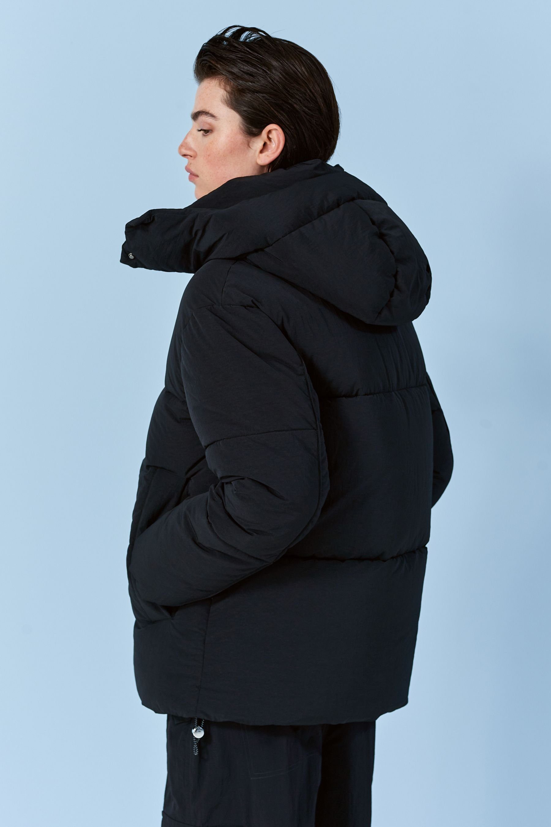 Next Steppjacke Steppmantel mit Kapuze (1-St)