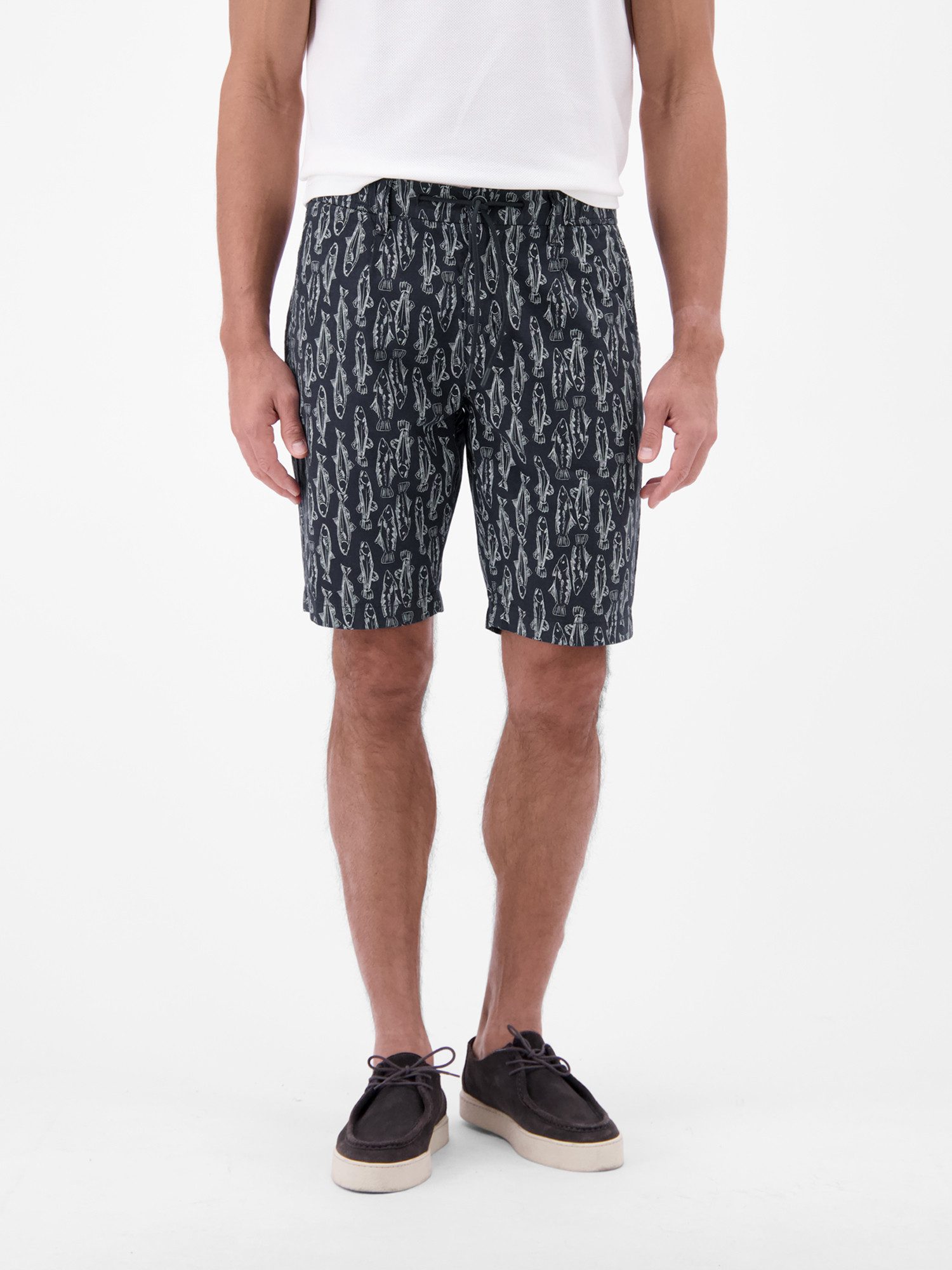 LERROS Chinoshorts Leichte Chino-Bermuda mit marinem Print