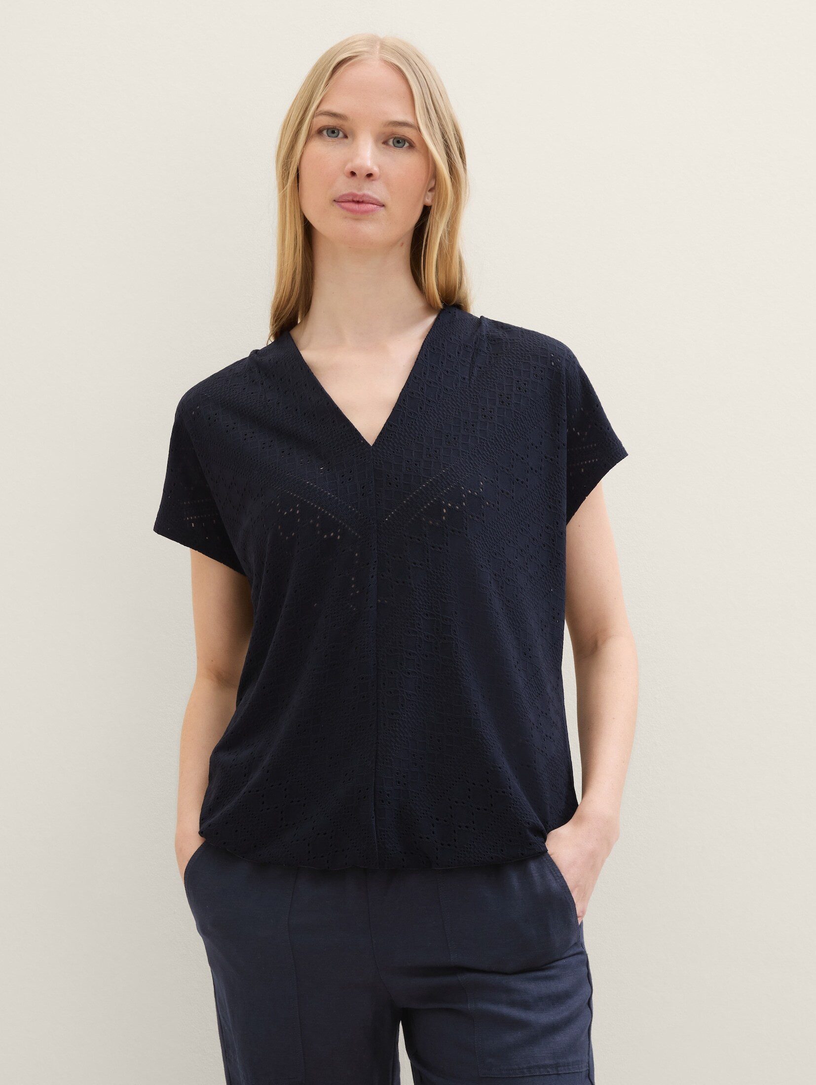 TOM TAILOR T-Shirt T-Shirt mit Lochmuster günstig online kaufen