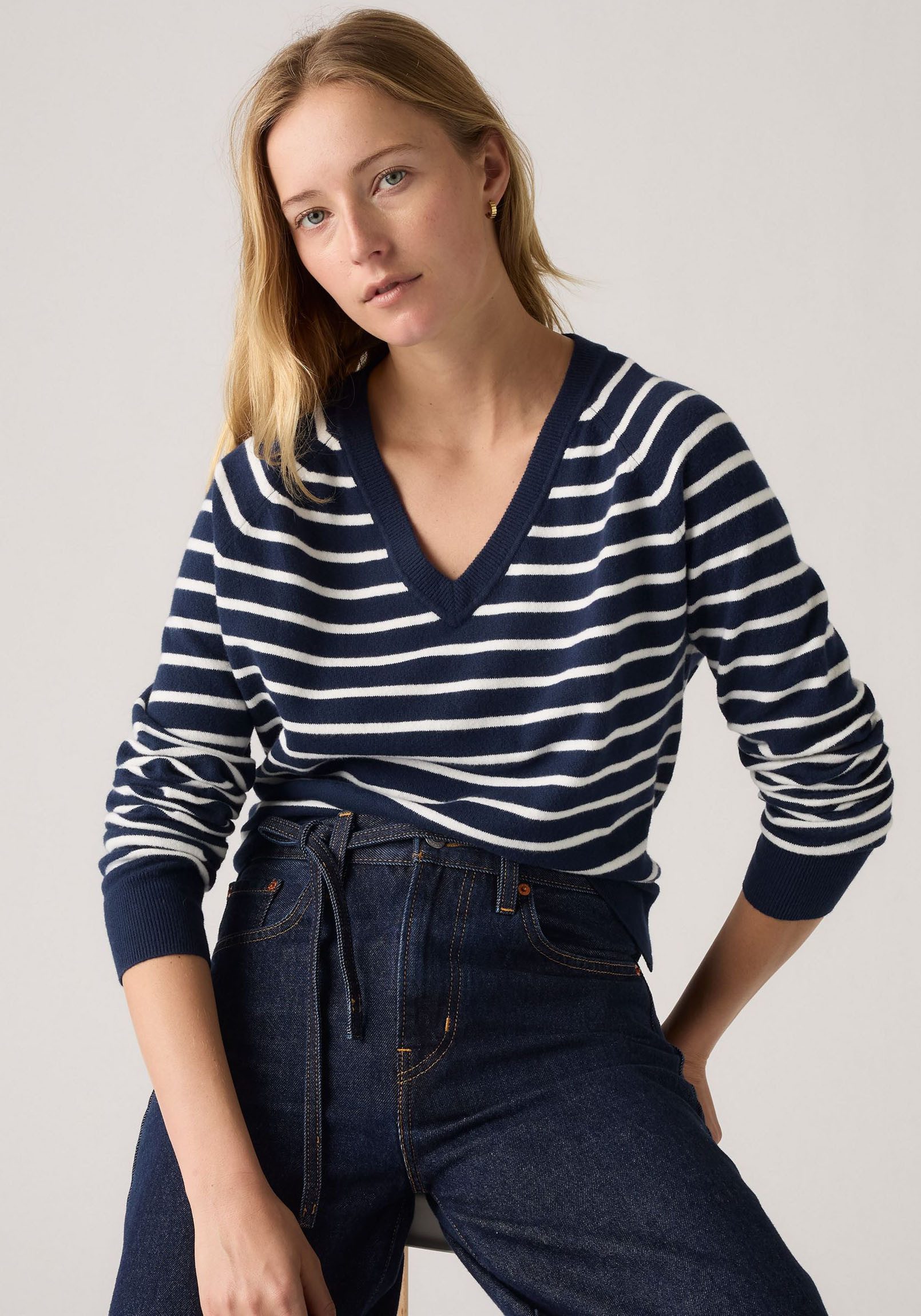 Levi's® V-Ausschnitt-Pullover TARA SUPER SOFT V günstig online kaufen
