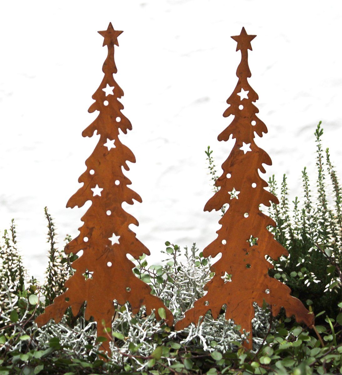 LB Weihnachtbaum Tannenbaum stecken am Roststecker Lilienburg Gartenstecker Weihnachten SET Gartenstecker Winter Rost 2er draussen Winter Herbstdeko Tannenbaumstecker TANNE Herbst outdoor Blumenstecker 2ER Tanne Weihnachten außen Metall Blumenstab zum Garten Christbaum Gartendeko STERNE Deko Beetstecker Weihnachtsdeko H&F