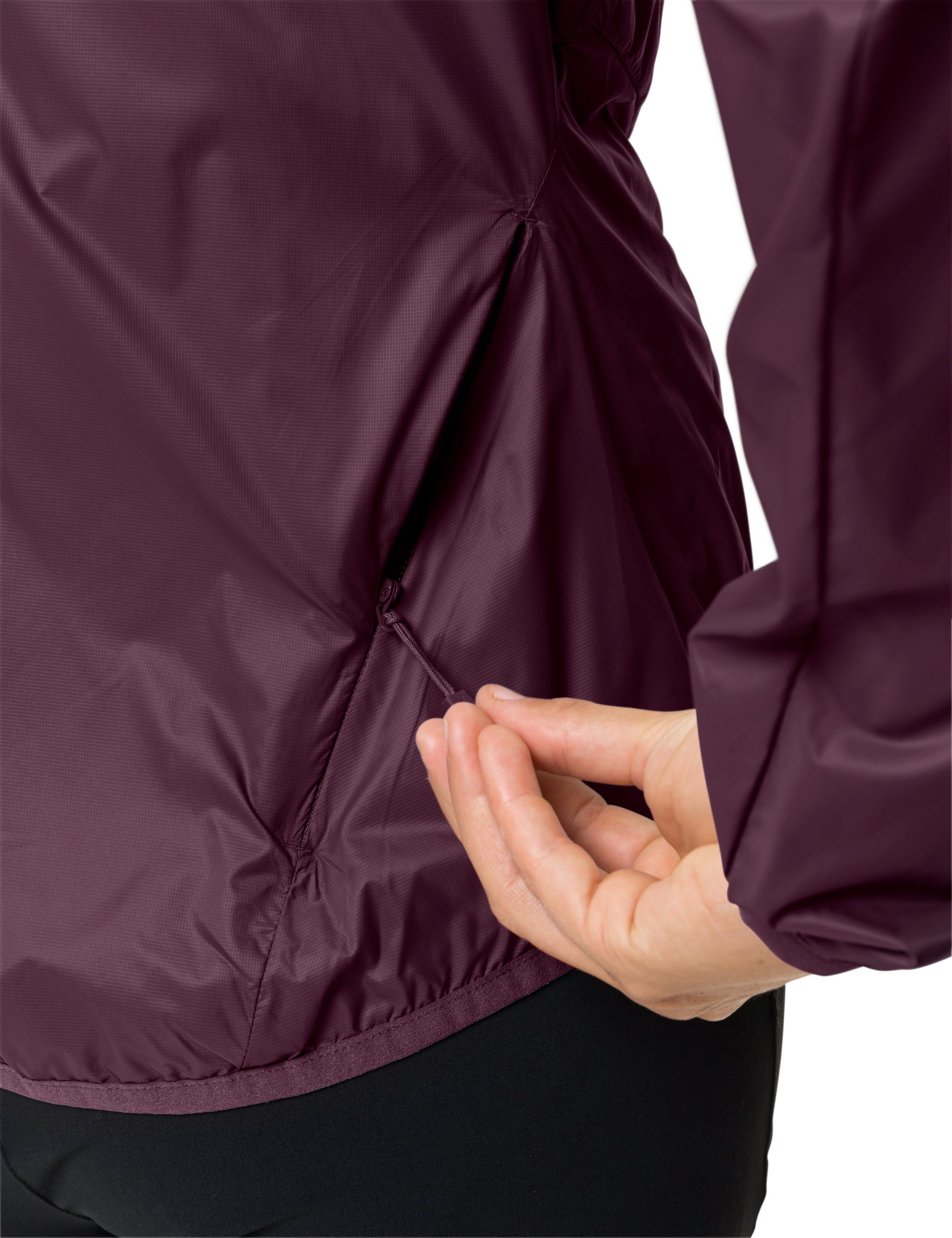 VAUDE Outdoorjacke Women's Minaki Light cassis (1-St) kompensiert Jacket Klimaneutral