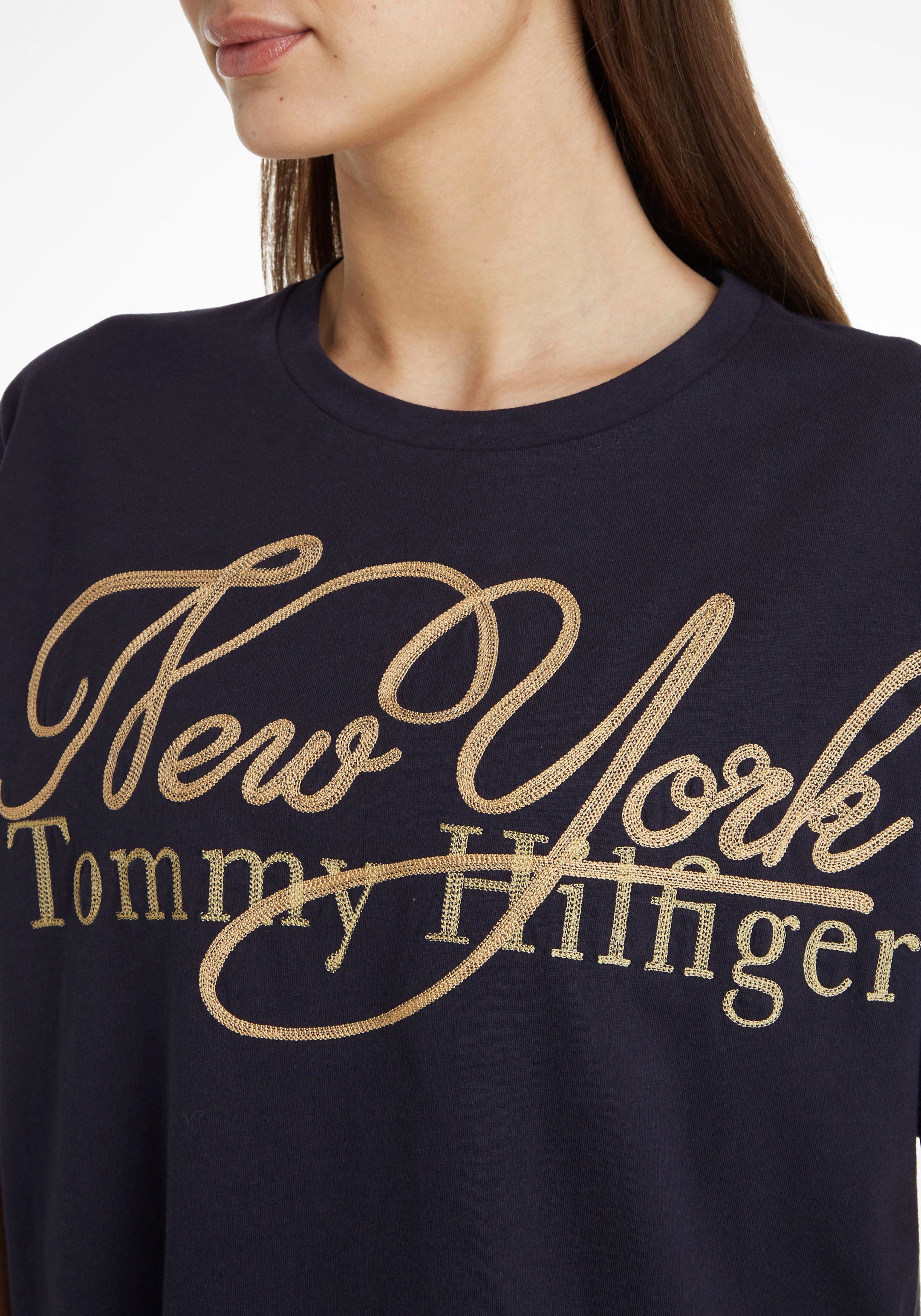 Tommy Hilfiger T-Shirt RLX Markenlabel Tommy SS C-NK Hilfiger mit Desert-Sky Print NY METALLIC & metalicfarbenen