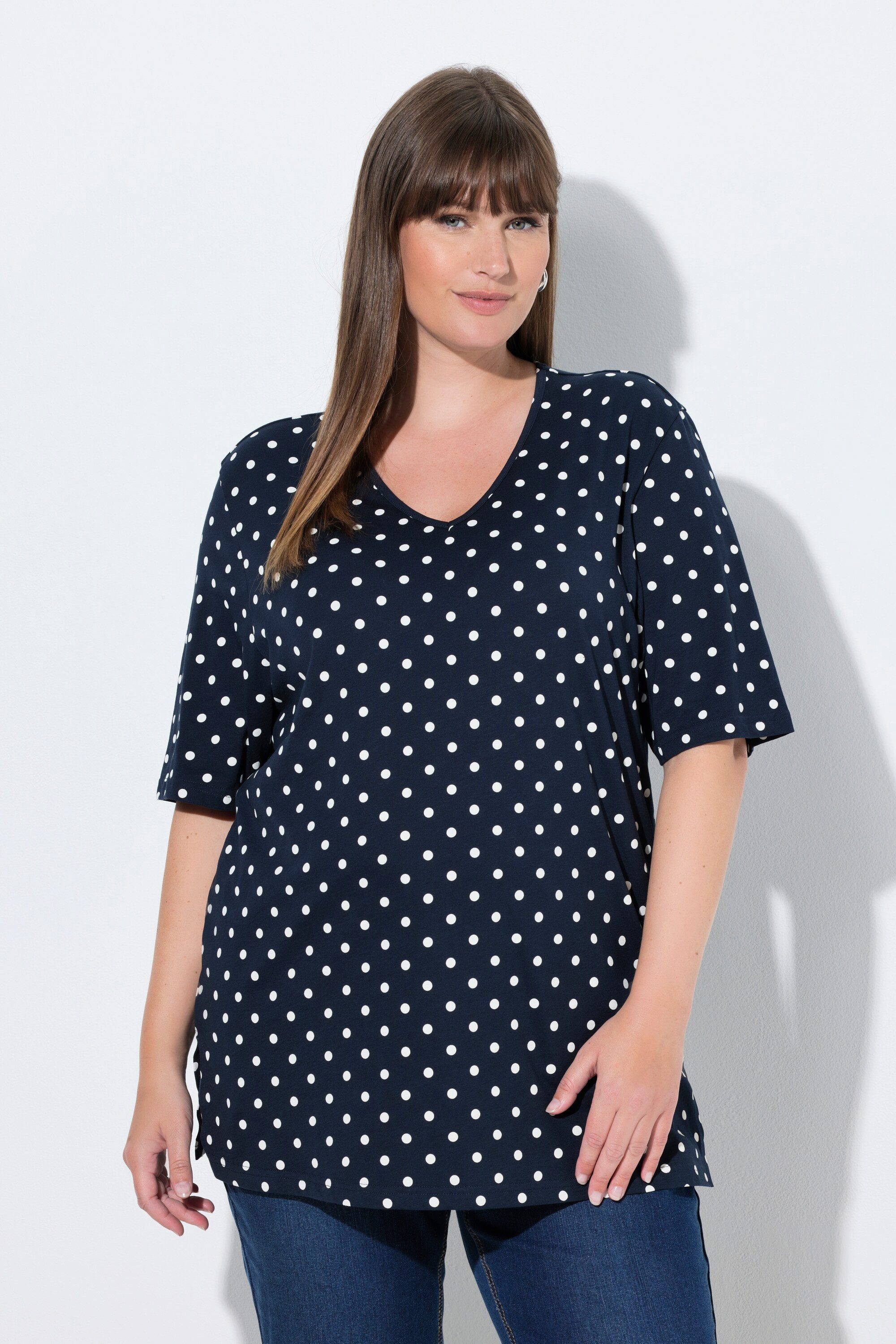 Ulla Popken T-Shirt T-Shirt Punkte Relaxed V-Ausschnitt Halbarm