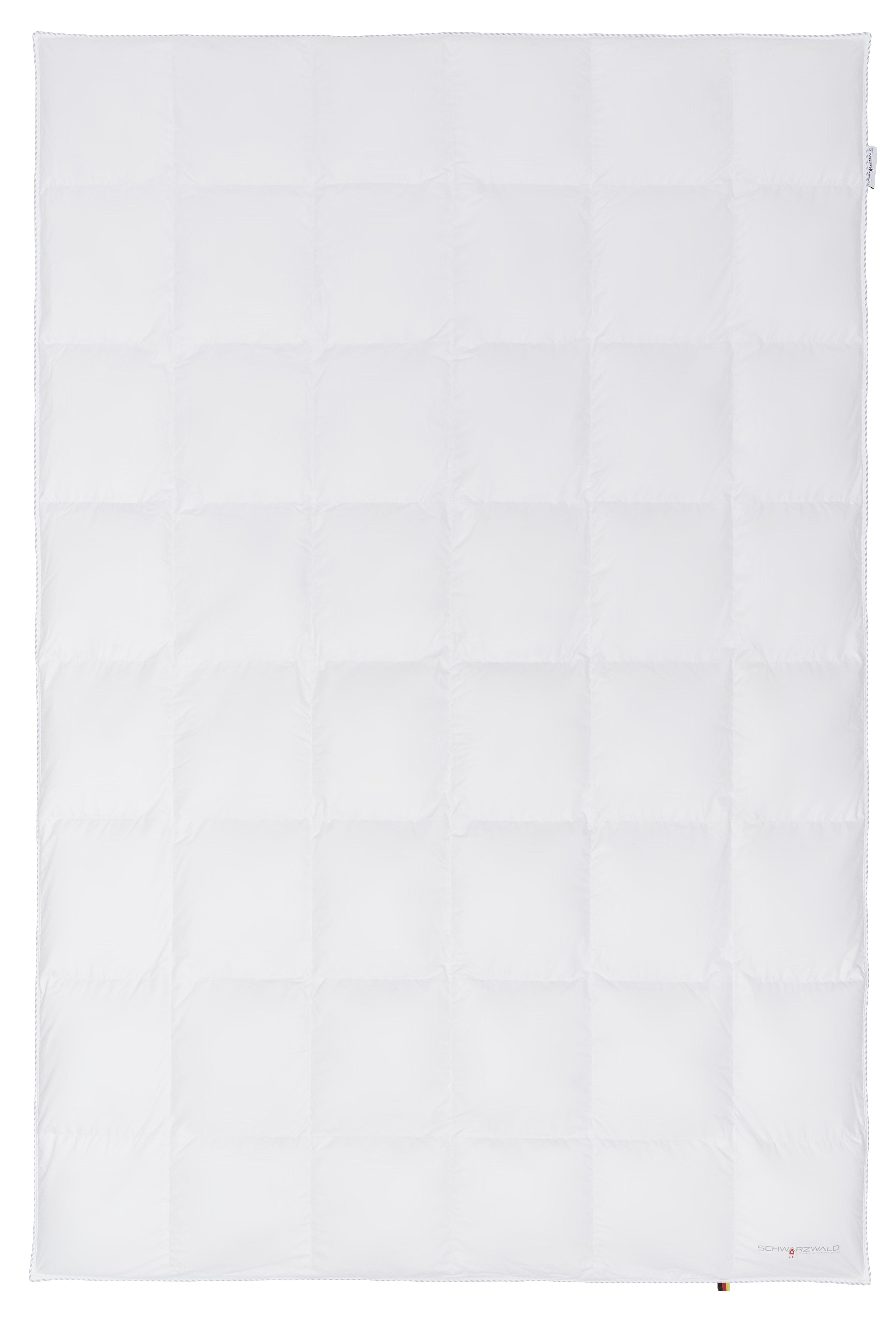 OBB 4-Jahreszeitenbett, Bezug: KunstfaserChemiefaser/Polyester (PES), NaturfaserPflanzenBastHartfaser/Baumwolle (engl, Cotton, CO, BW)