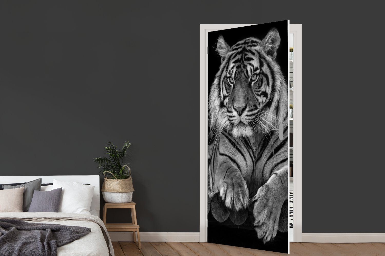 auf Sumatra-Tiger Hintergrund, St), MuchoWow schwarzem bedruckt, Türaufkleber, für Matt, cm Fototapete Türtapete Tür, (1 75x205