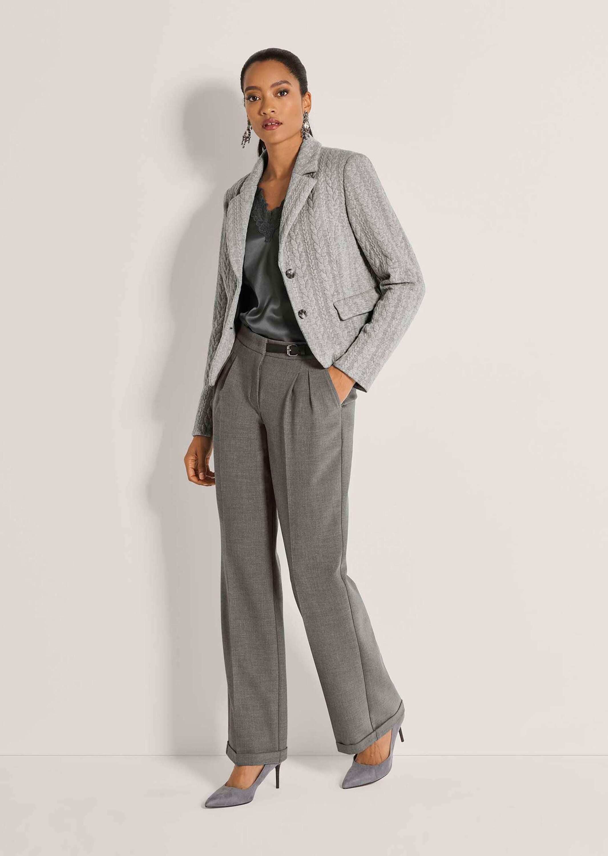 MADELEINE Kurzblazer Jersey-Blazer mit Zopfstruktur Klassischer Einreiher mit Reverskragen & Pattentaschen