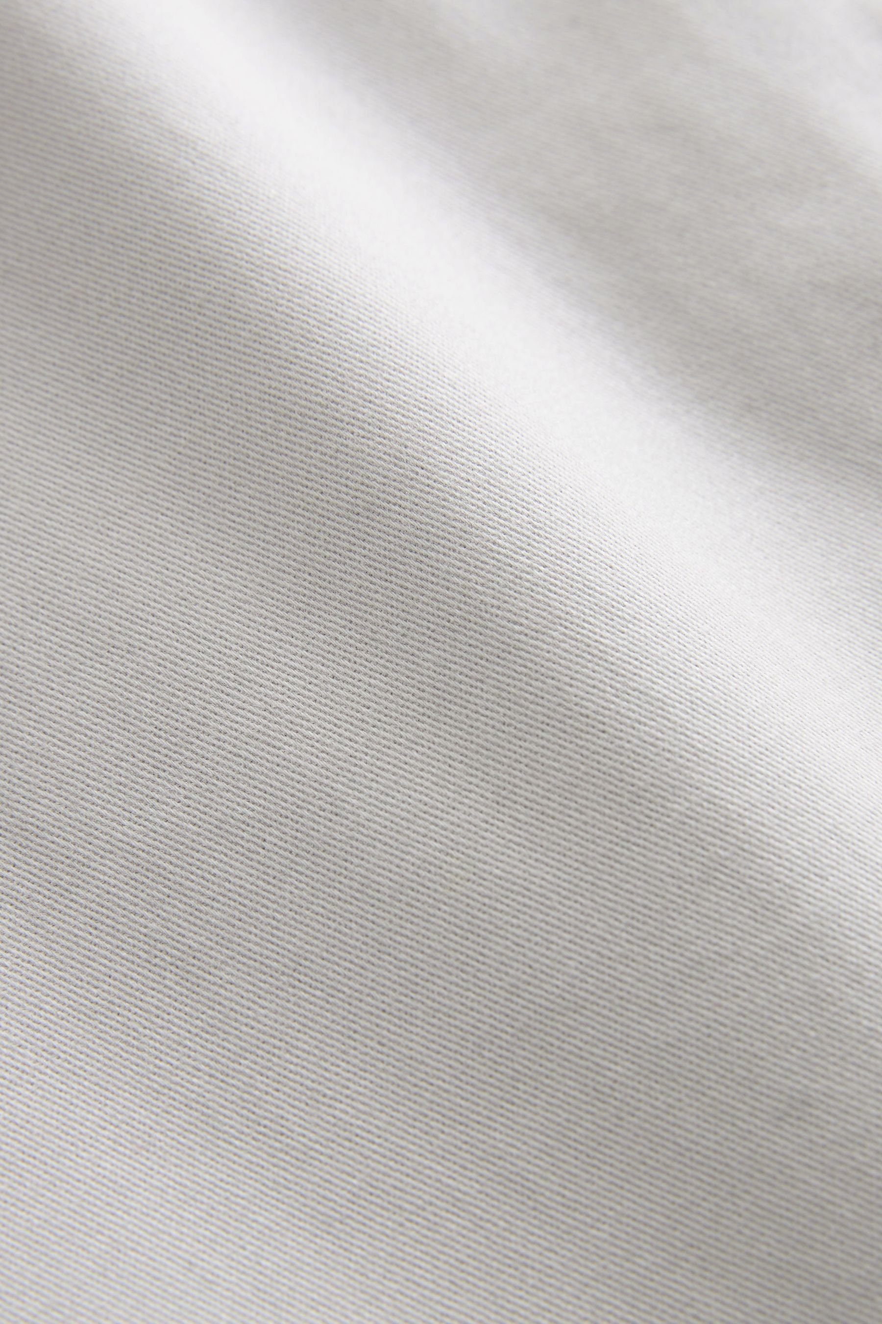 Baumwolle Signature Light Chinoshorts aus Premium Grey Next Chino-Shorts (1-tlg)