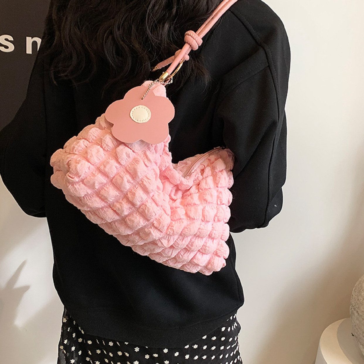 Super Solu Schultertasche Puffer Cloud Bag, Damen Umhängetasche Handtasche in Wolken-Style (Rosa, 1-tlg., 8*16*27cm(B/H/T), ultraleichte Stofftasche, flexibel als Schulter- & Unterarmtasche