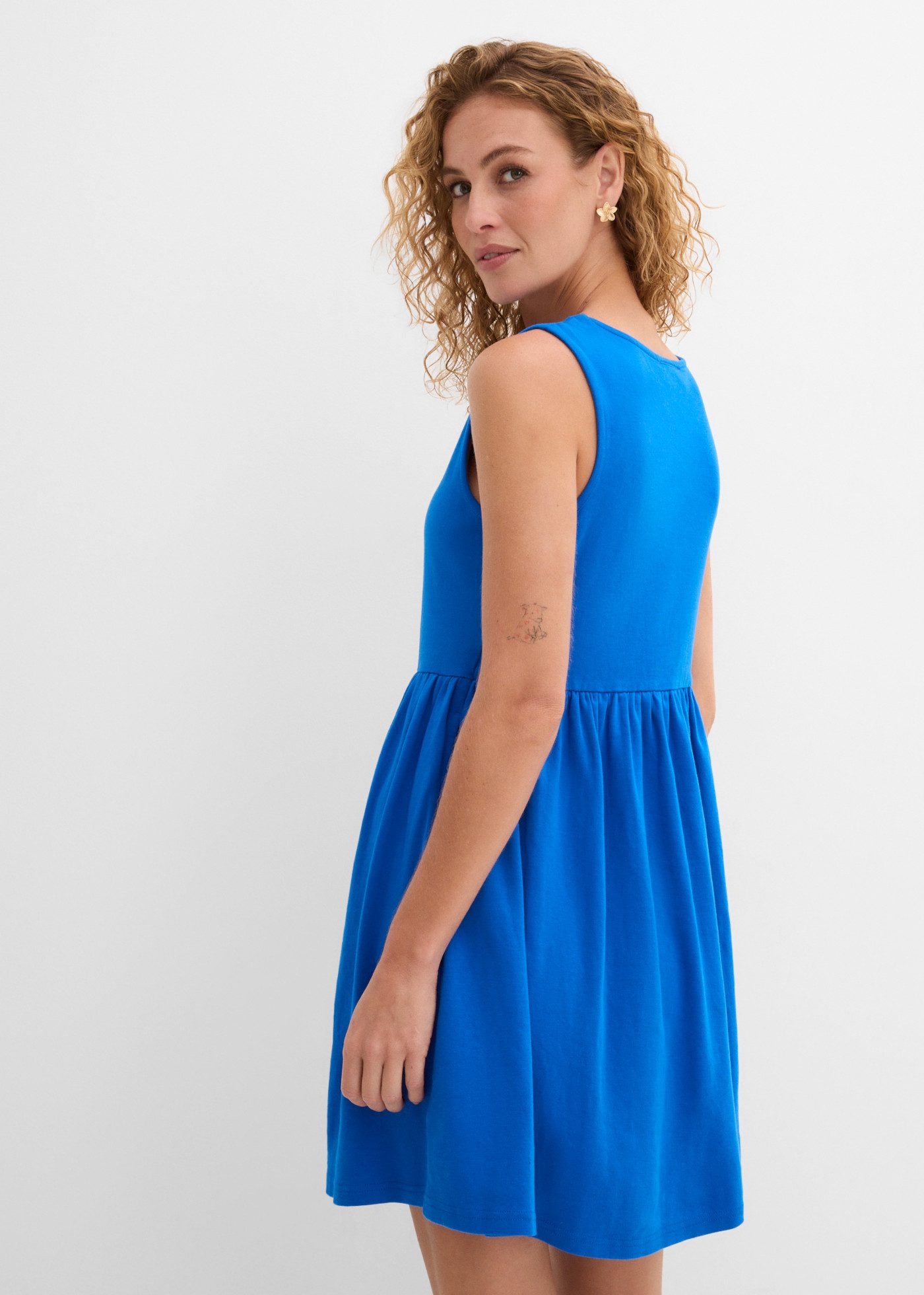 bonprix Shirtkleid bequeme Passform, ohne Ärmel, mit Eingriffstaschen, aus Baumwolle
