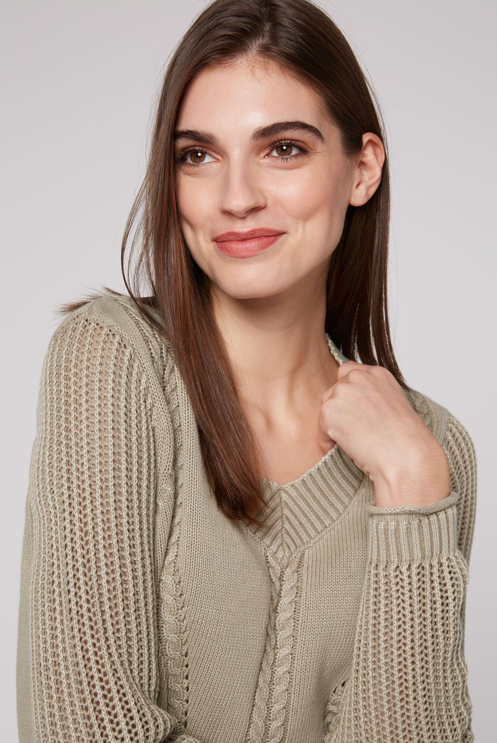 SOCCX V-Ausschnitt-Pullover Baumwolle aus