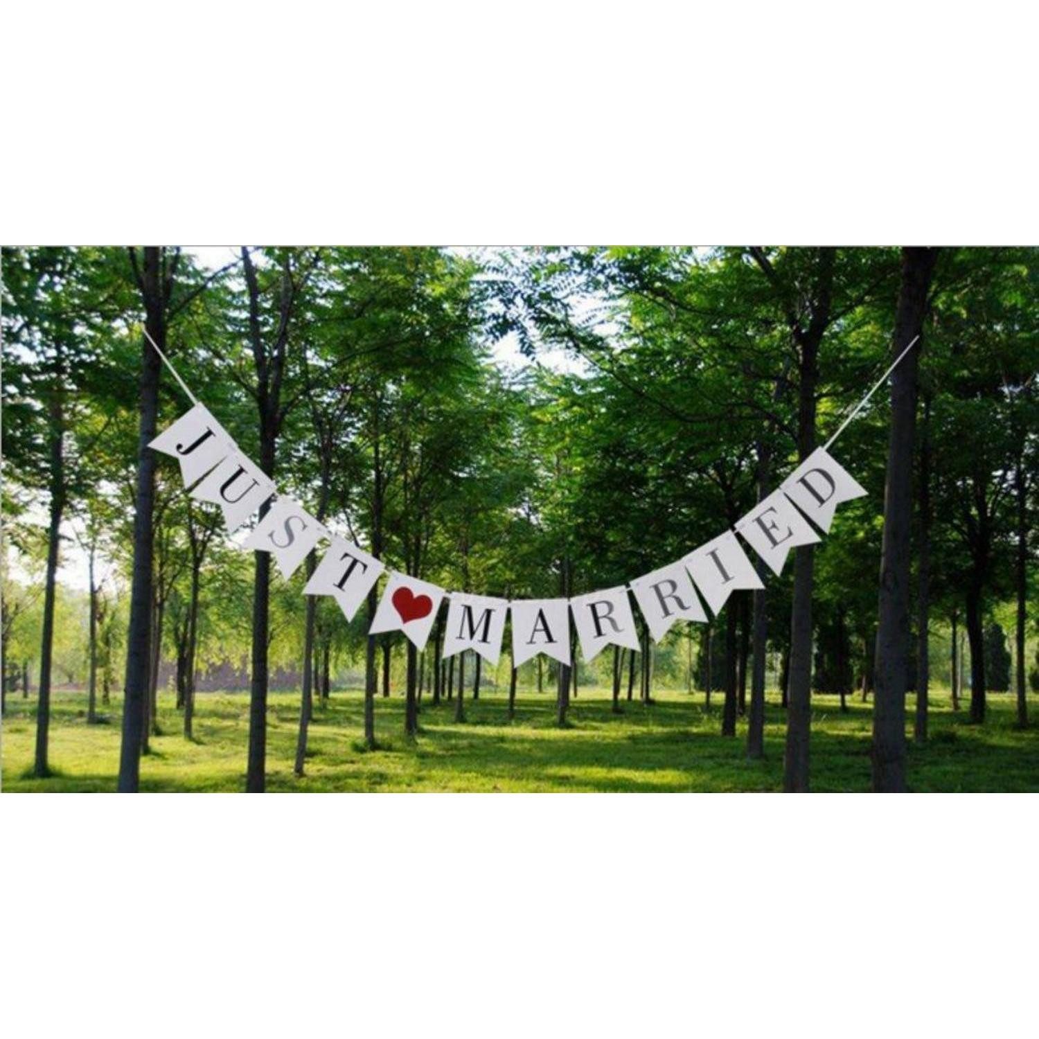 LuxusKollektion Wimpelkette Wimpelkette Just Married Perlweiß Glitzer