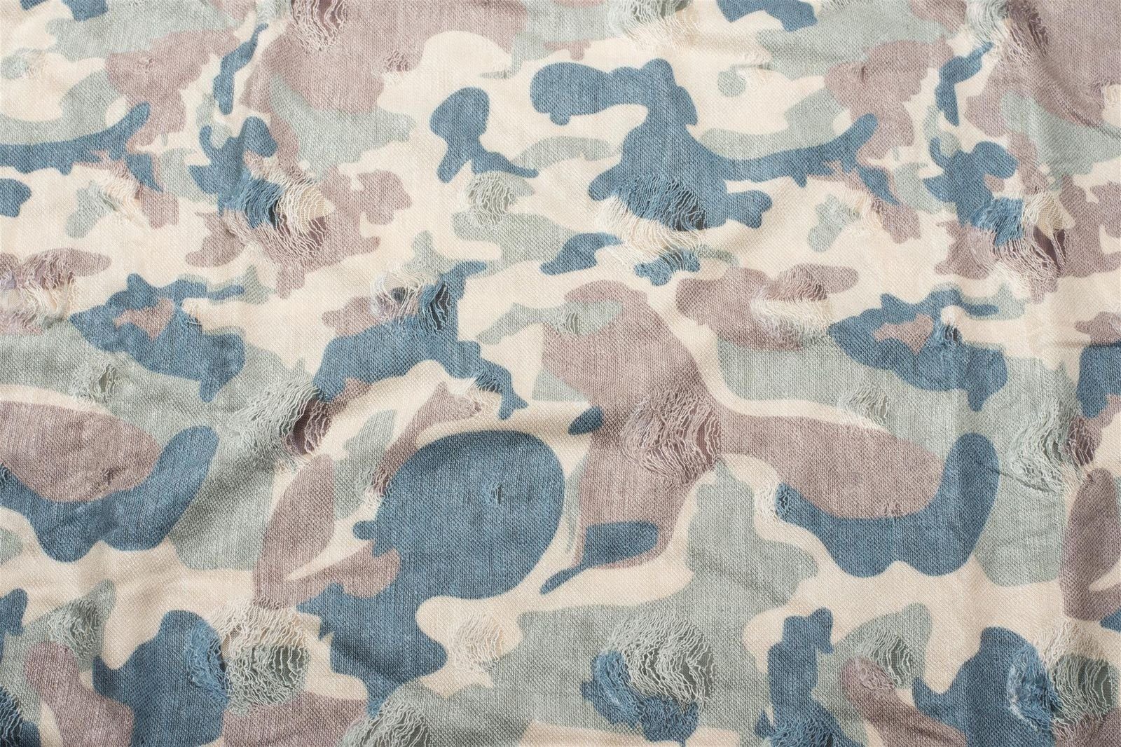 styleBREAKER Loop Destroyed Loop mit Camouflage Muster, (1-St)