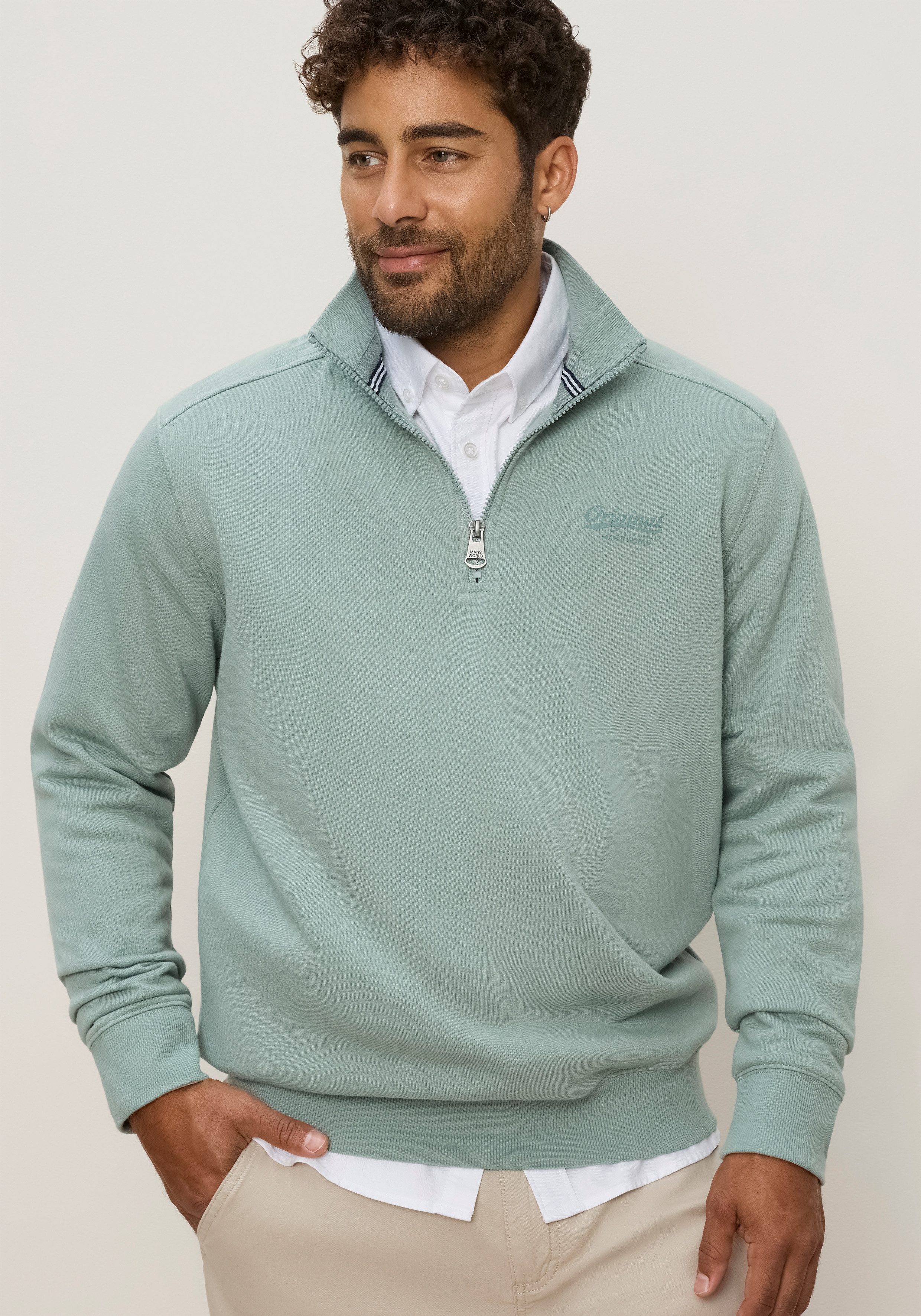 Man's World Sweatshirt mit Troyerkragen, normale Passform, auch in großen Größen. Reduzierter Preis € 20,30. Unverbindliche Preisempfehlung € 24,99, (€ 20,30 pro 1 Stk)