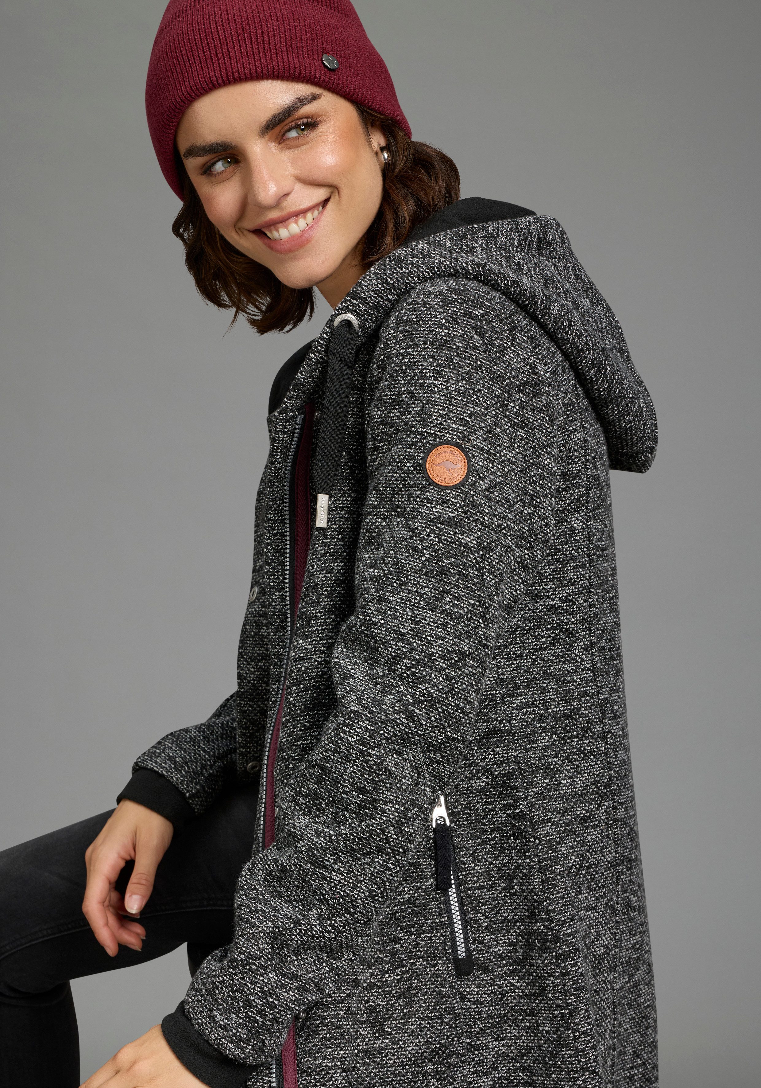 KangaROOS Strickfleecejacke mit 2-Wege-Reißverschluss und Druckknöpfen, hüftbedeckend