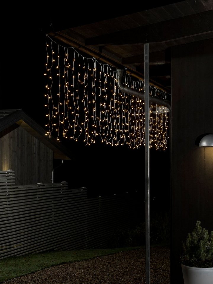 KONSTSMIDE LED-Lichtervorhang, 200-flammig, LED Lichtervorhang, mit weißen  Globes, 200 warm weiße Dioden