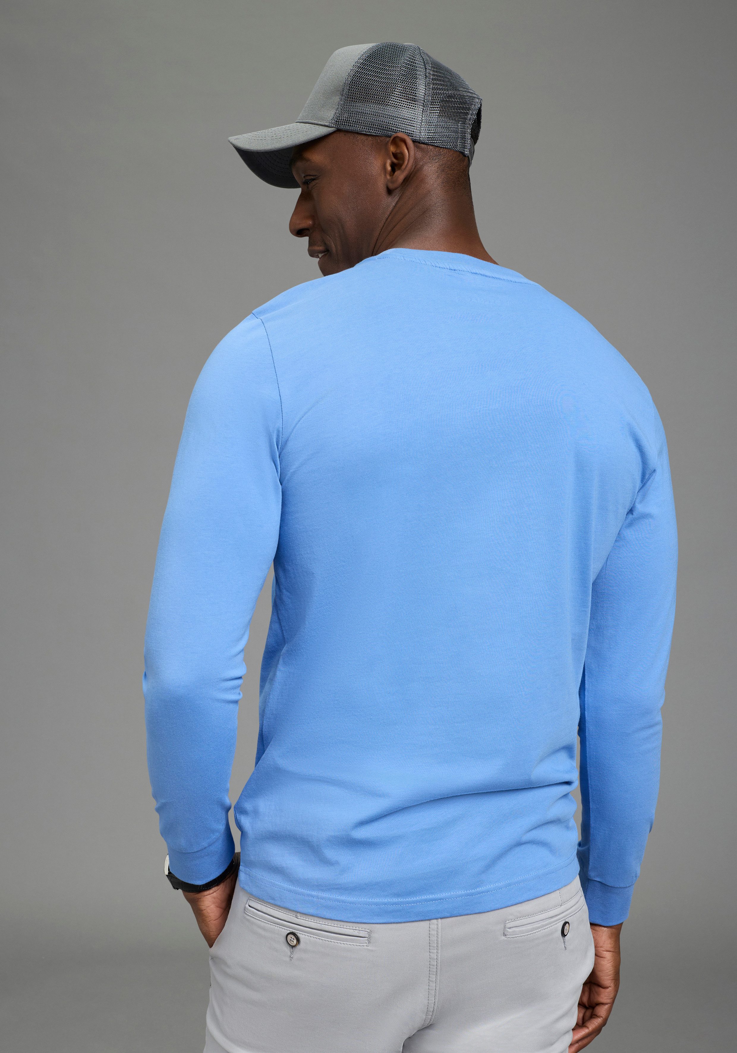DELMAO Rundhalsshirt mit Markenlabel