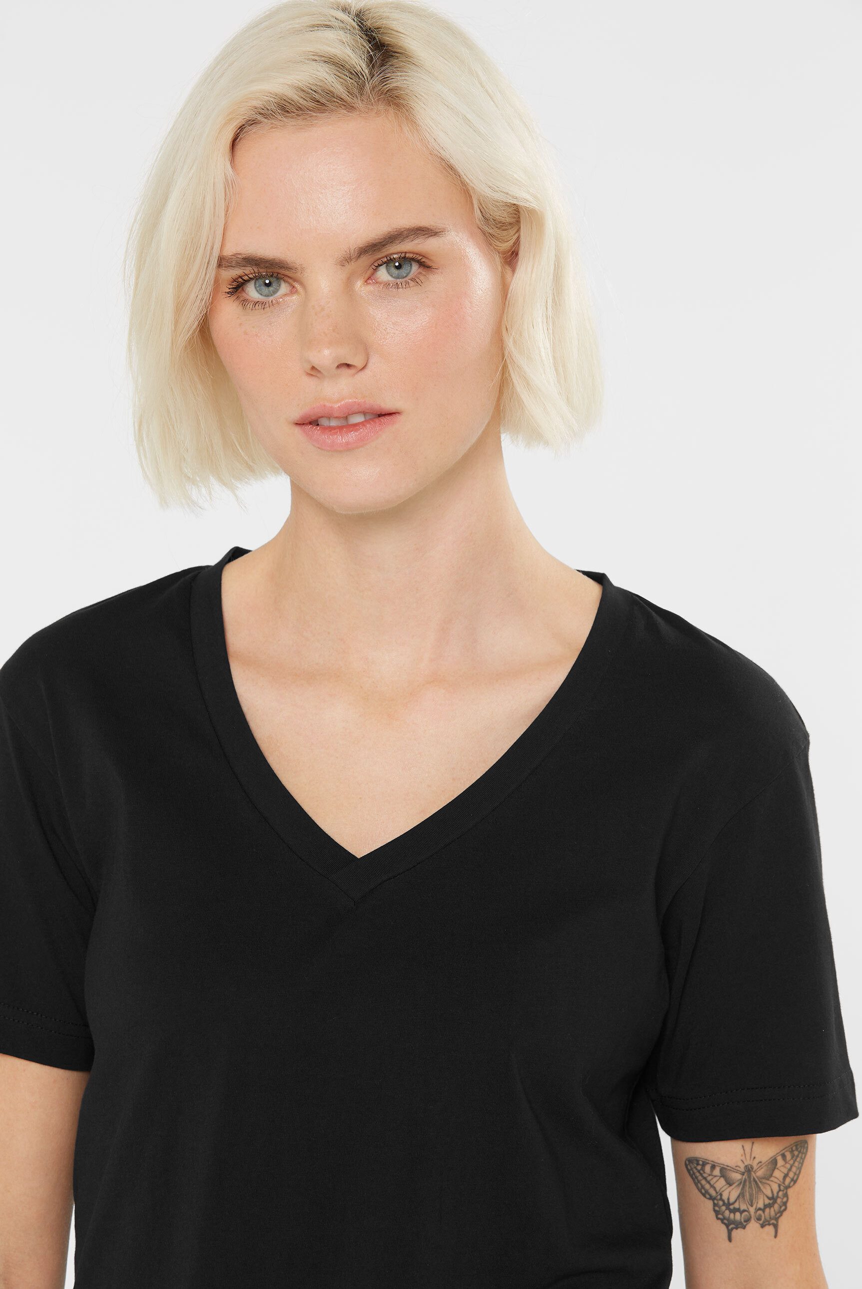 V-Shirt