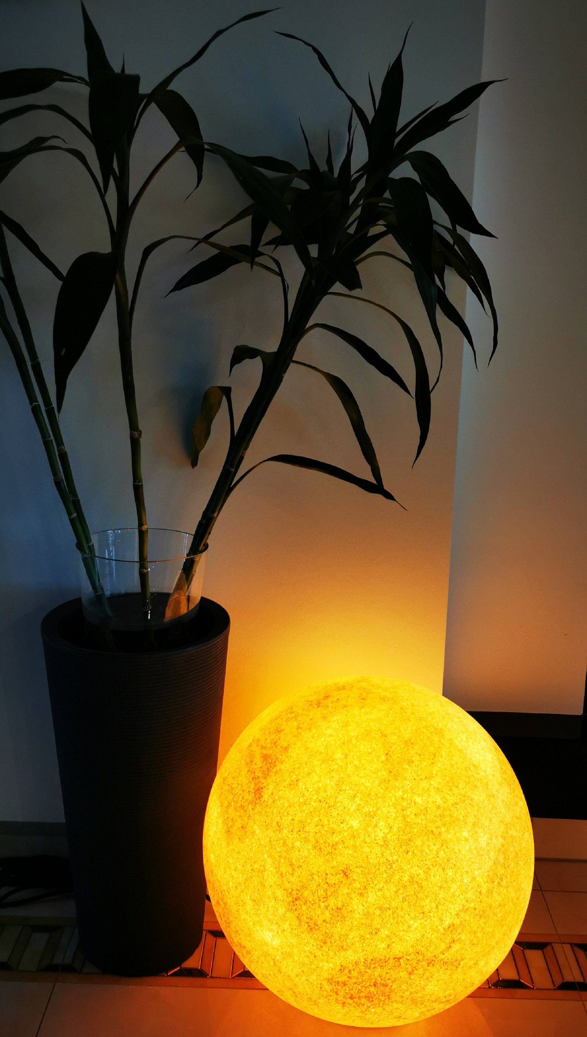 TRANGO LED Gartenleuchte, 1er Set 200SB IP65 Gartenkugel in Sandstein-Optik mit 20cm Durchmesser inkl. 1x E27 LED Leuchtmittel & ca. 5 Meter IP44 Kabel *SANDSTONE*, Kugelleuchte, Gartenleuchte, Leuchtkugel, Kugellampe