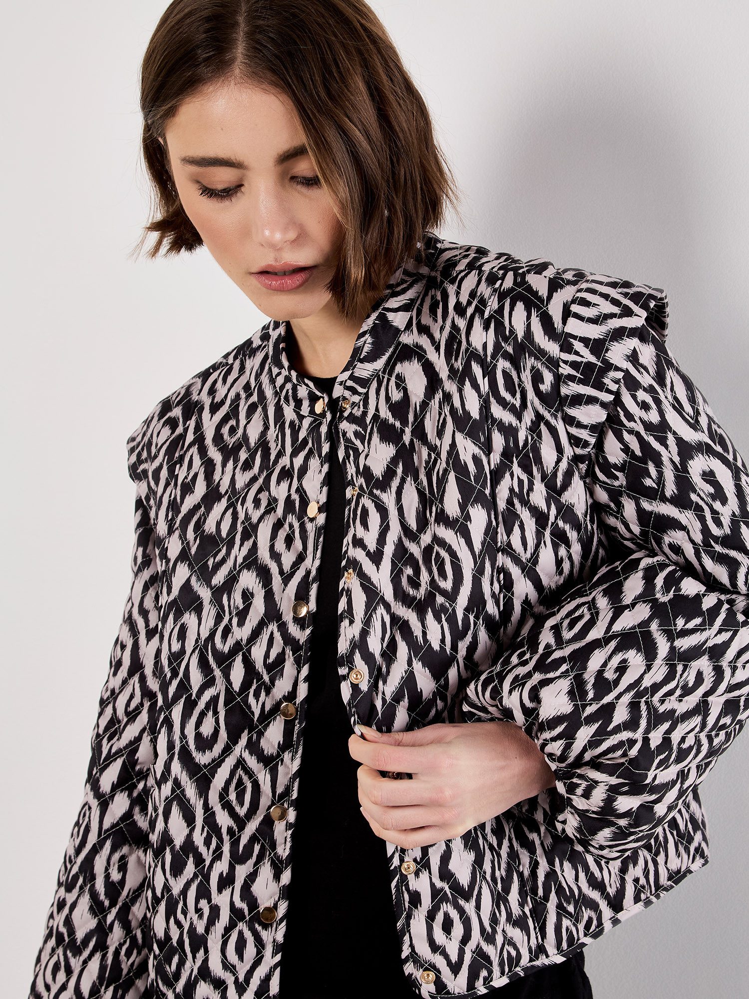 Apricot Blusenjacke Quilted-Ikat Jacke mit Druckknöpfen