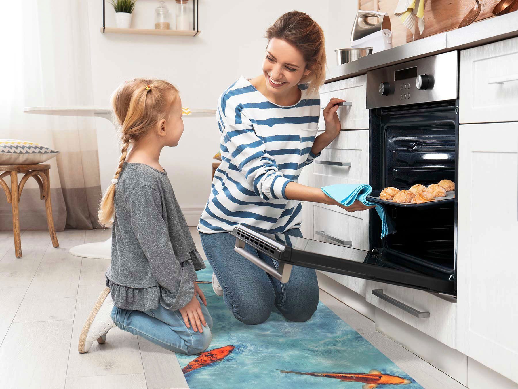 Primaflor-Ideen in Textil Vinyl-Läufer Küchenläufer KOI, Made in Belgium, rechteckig, Höhe: 2,5 mm, Küchenläufer aus Vinyl, abwischbar, Motiv Koi Fisch, Küche