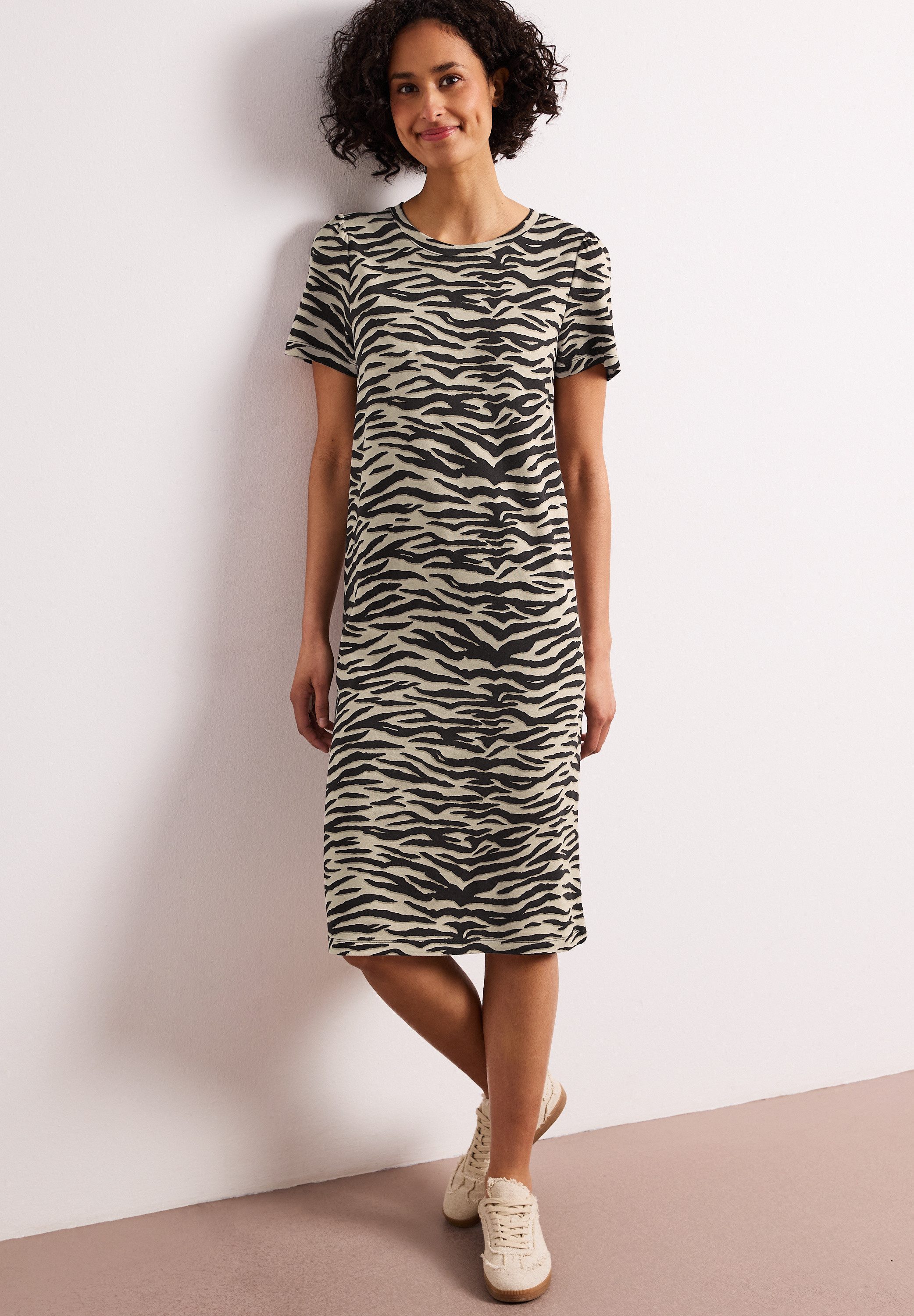 STREET ONE Shirtkleid Knielanges Sommerkleid mit Animal-Print