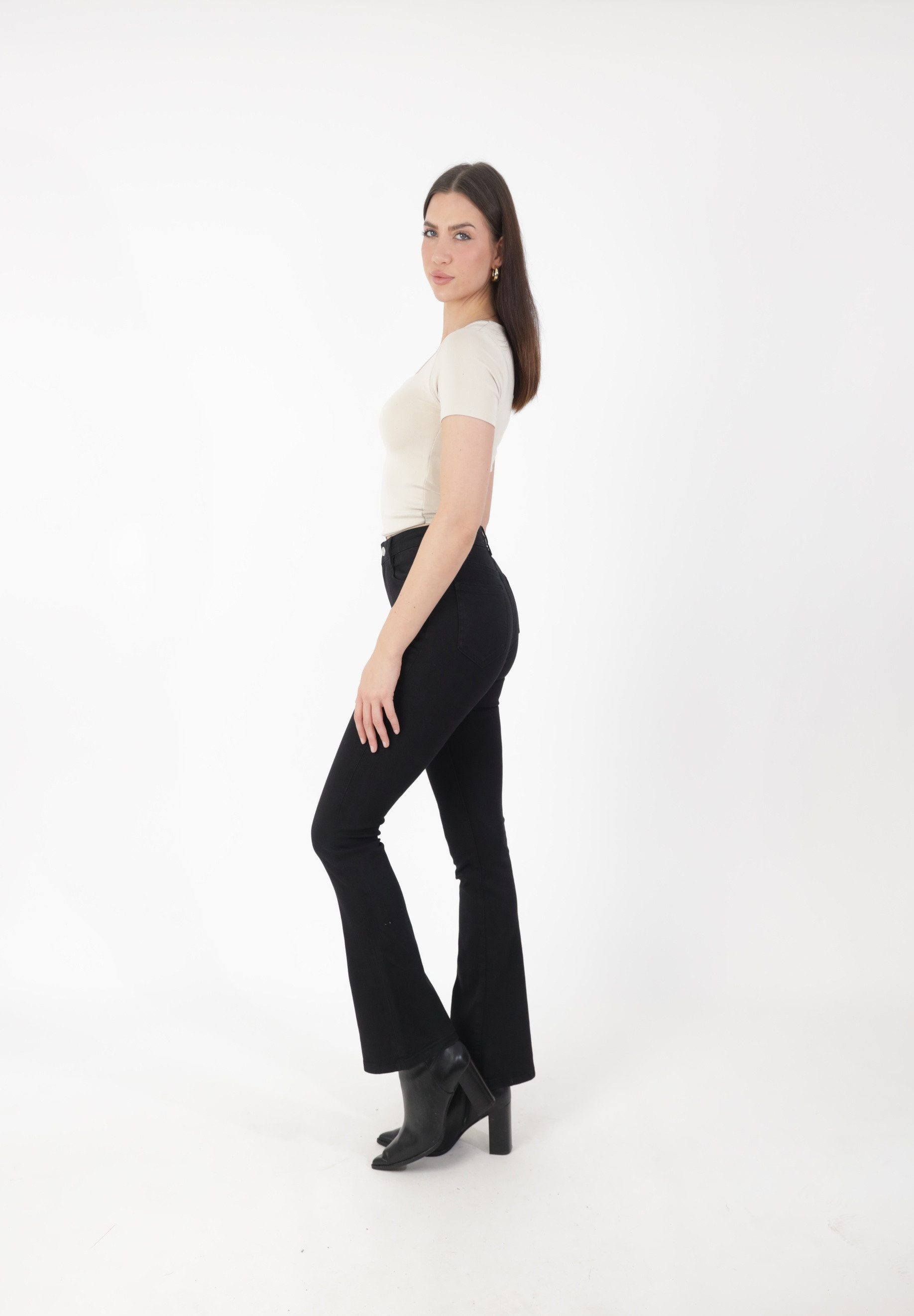 Elara Stoffhose Damen Bootcut Jeans mit Stretchanteil & ausgestelltem Bein
