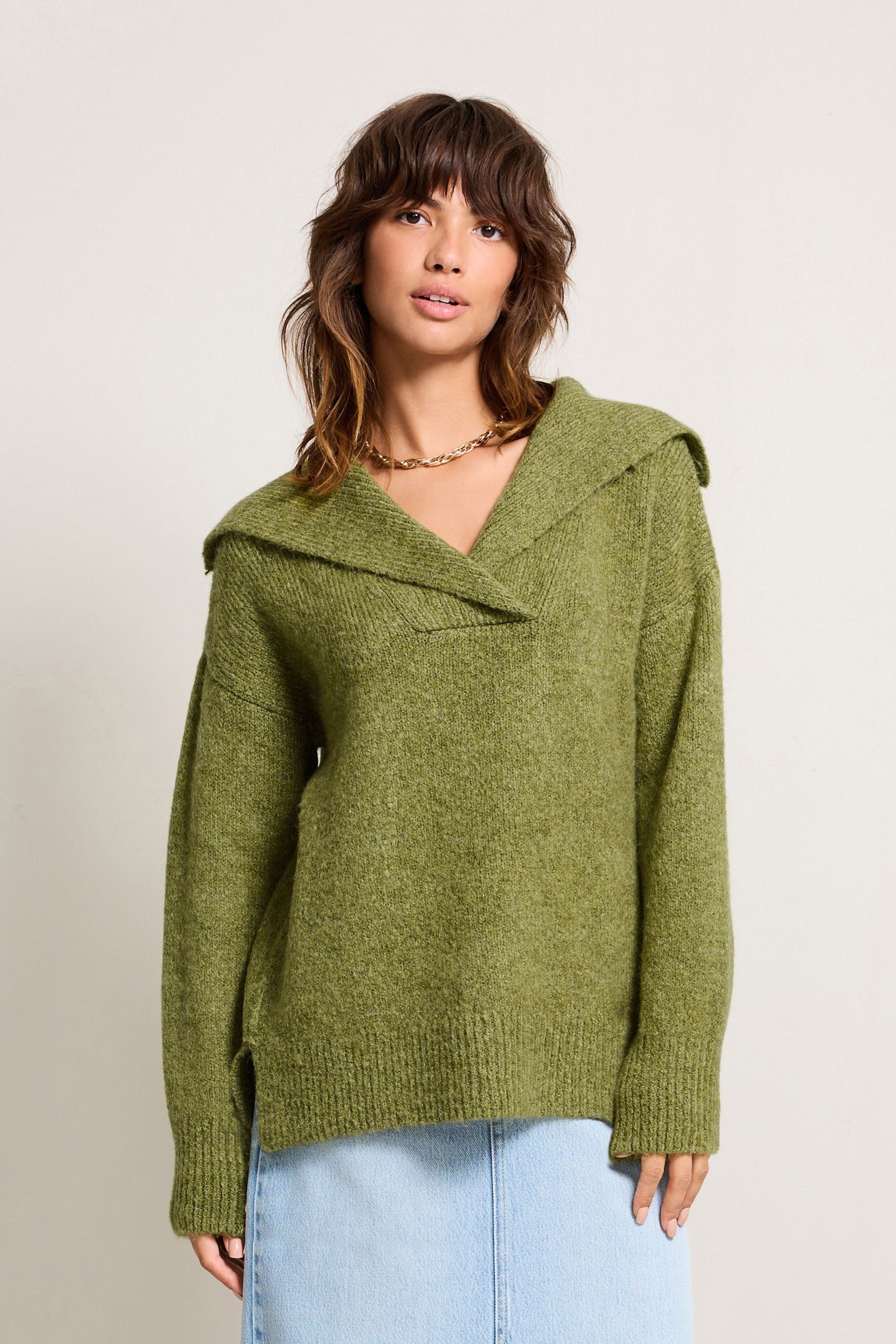 V-Ausschnitt Next V-Ausschnitt-Pullover Lockerer Green Pullover mit (1-tlg)