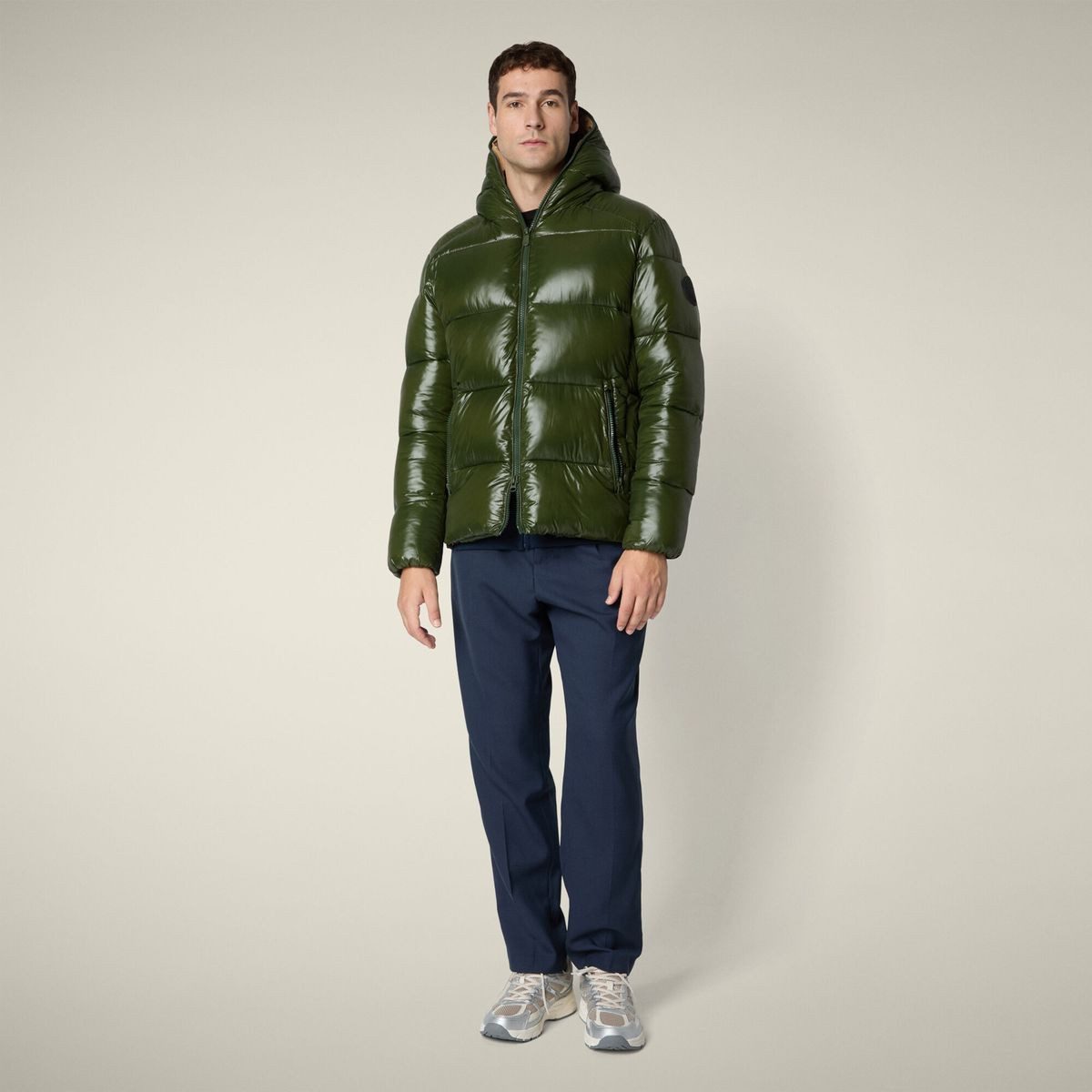 SAVE THE DUCK Steppjacke Edgard Nachhaltige Herrenjacke mit glänzendem Finish und winddichter