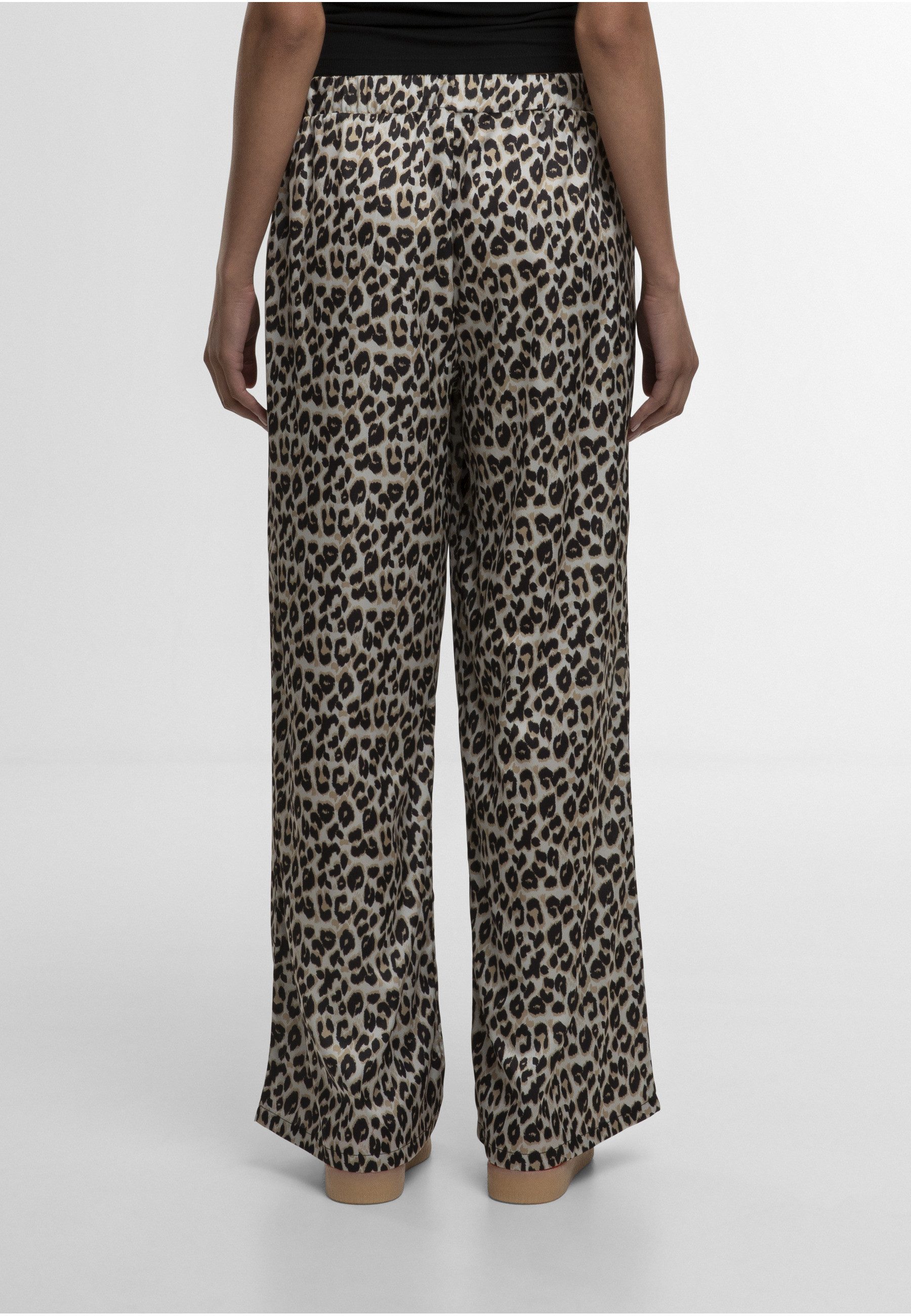 URBAN CLASSICS Stoffhose Urban Classics Ladies Leo Resort Pants (1-tlg)