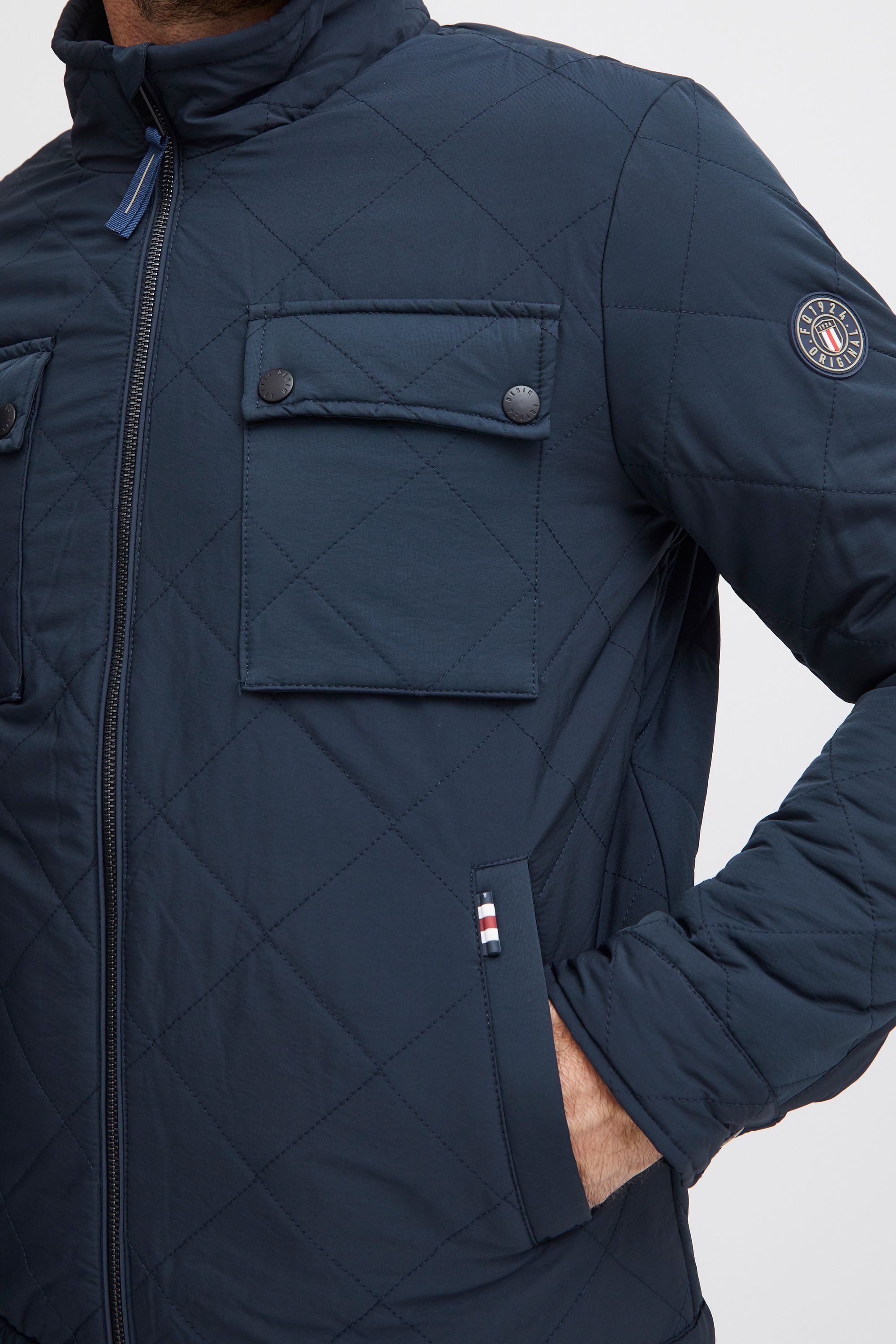 FQ1924 Steppjacke FQJacob Modische Steppjacke mit Umlegekragen