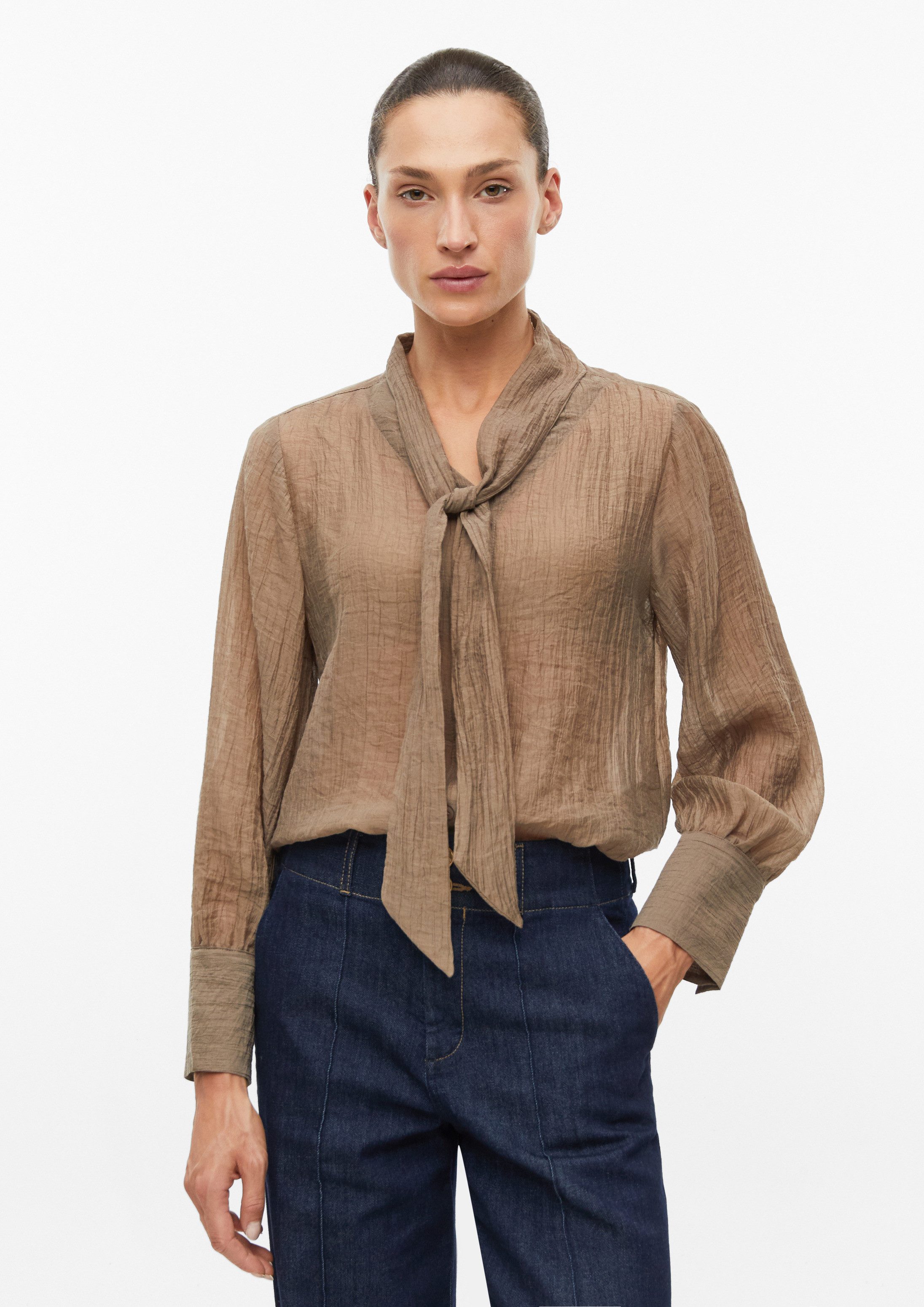s.Oliver Langarmbluse Bluse Bluse mit Schluppen-Kragen und transparenter Optik