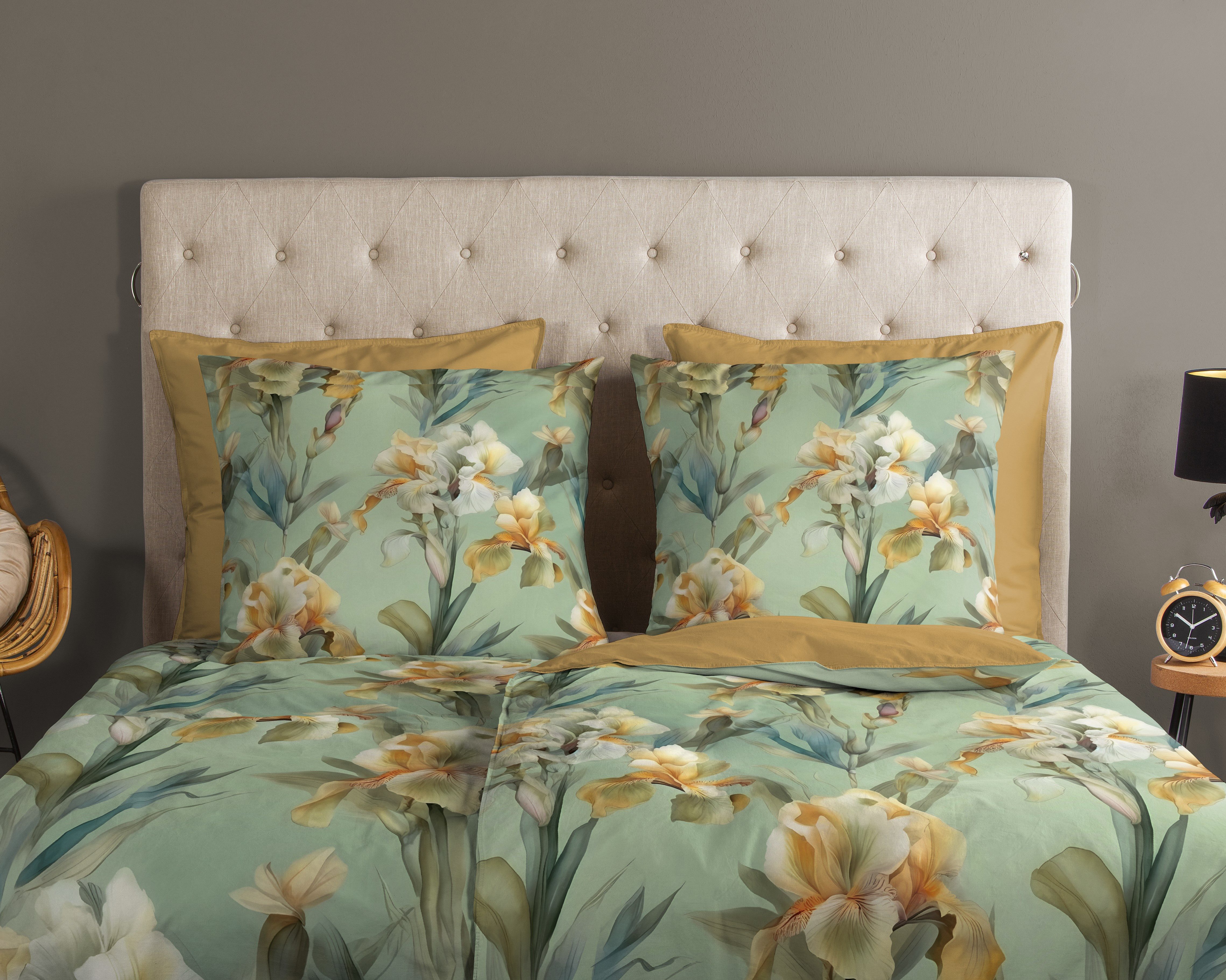 good morning Wendebettwäsche Iris, Renforcé, 2 teilig, 100% Baumwolle, Renforcé, Reißverschluss, Wendeoptik, Blumen