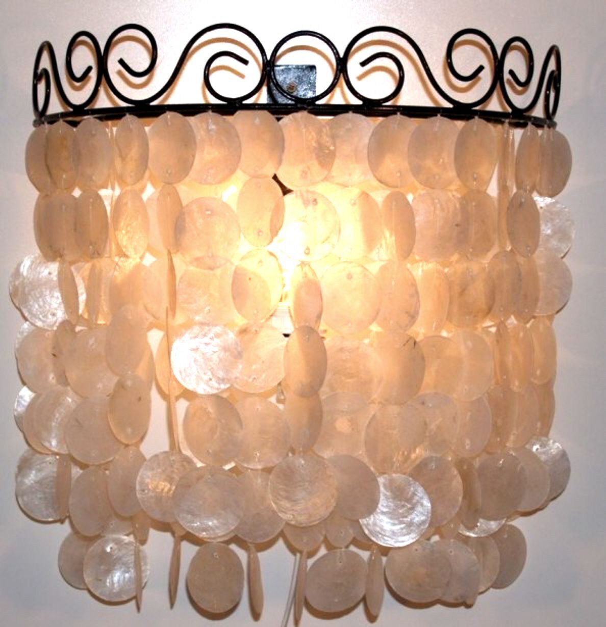 Wandleuchte Wandlampe Muschelleuchte aus hunderten Capiz..