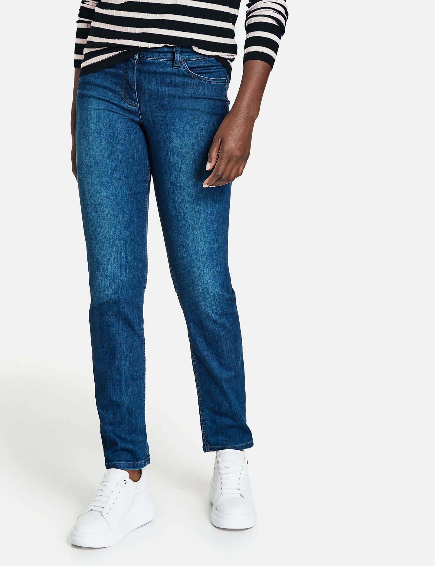 GERRY WEBER Stretch-Jeans 5-Pocket Jeans Best4me Slimfit Kurzgröße dark blue denim mit use