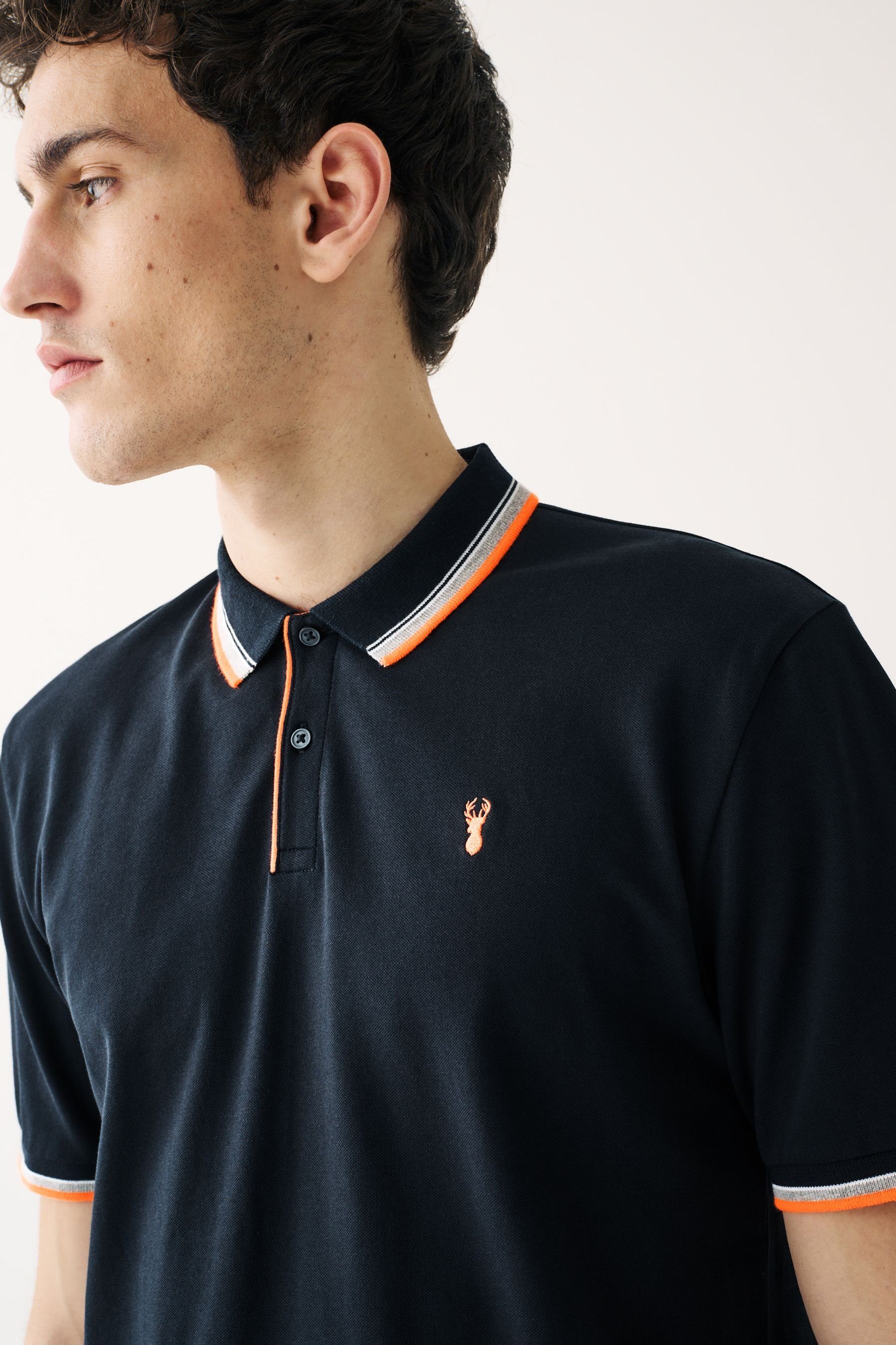 Fit Pikee-Poloshirt mit (1-tlg) im Kragenstreifen Next Regular Poloshirt Blue/Orange Navy