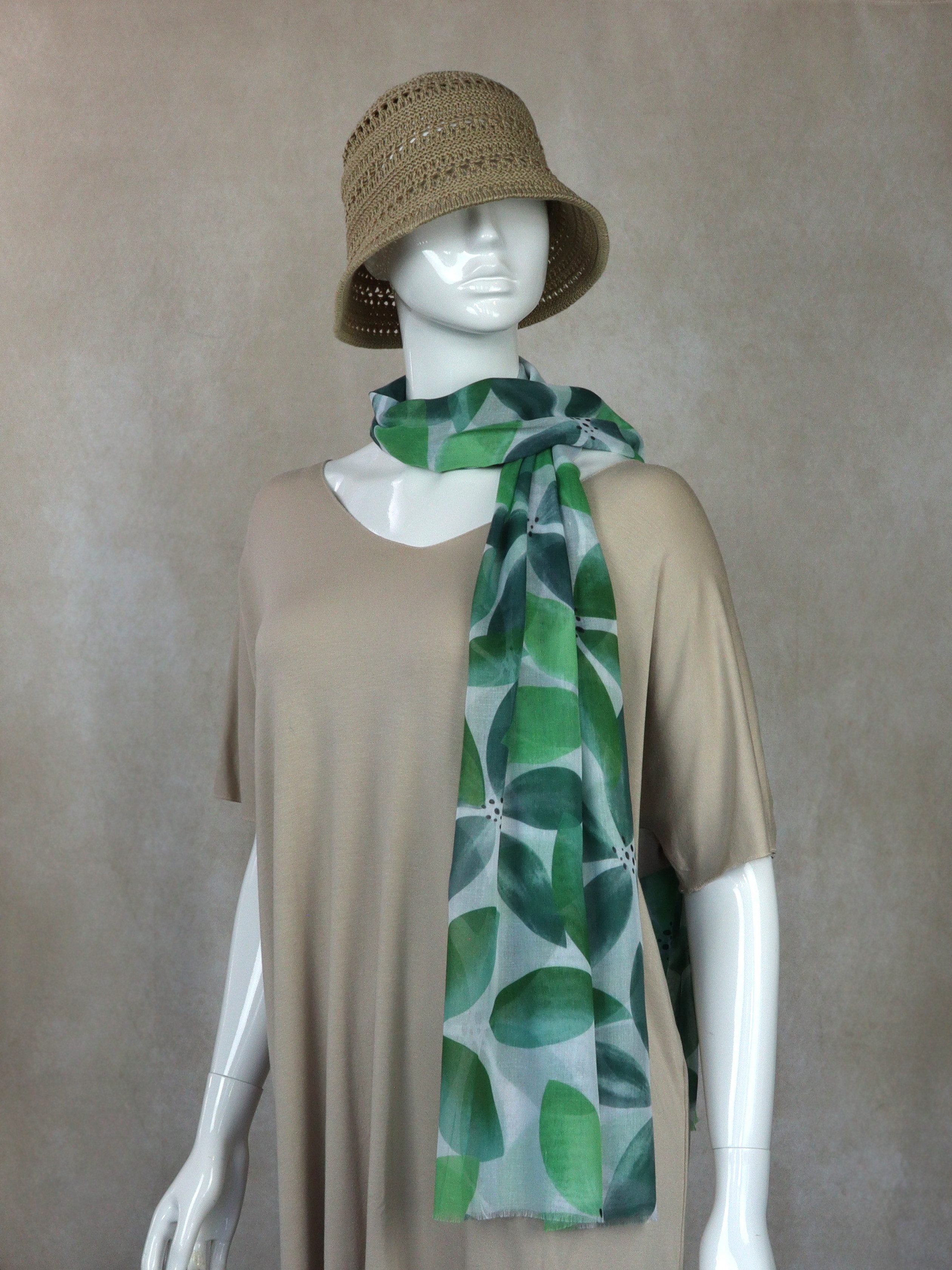 ZEBRO Modetuch Sommertuch Anemone für Damen, Leichtes Viskosetuch mit Blumenmuster – Bild 3 von 3