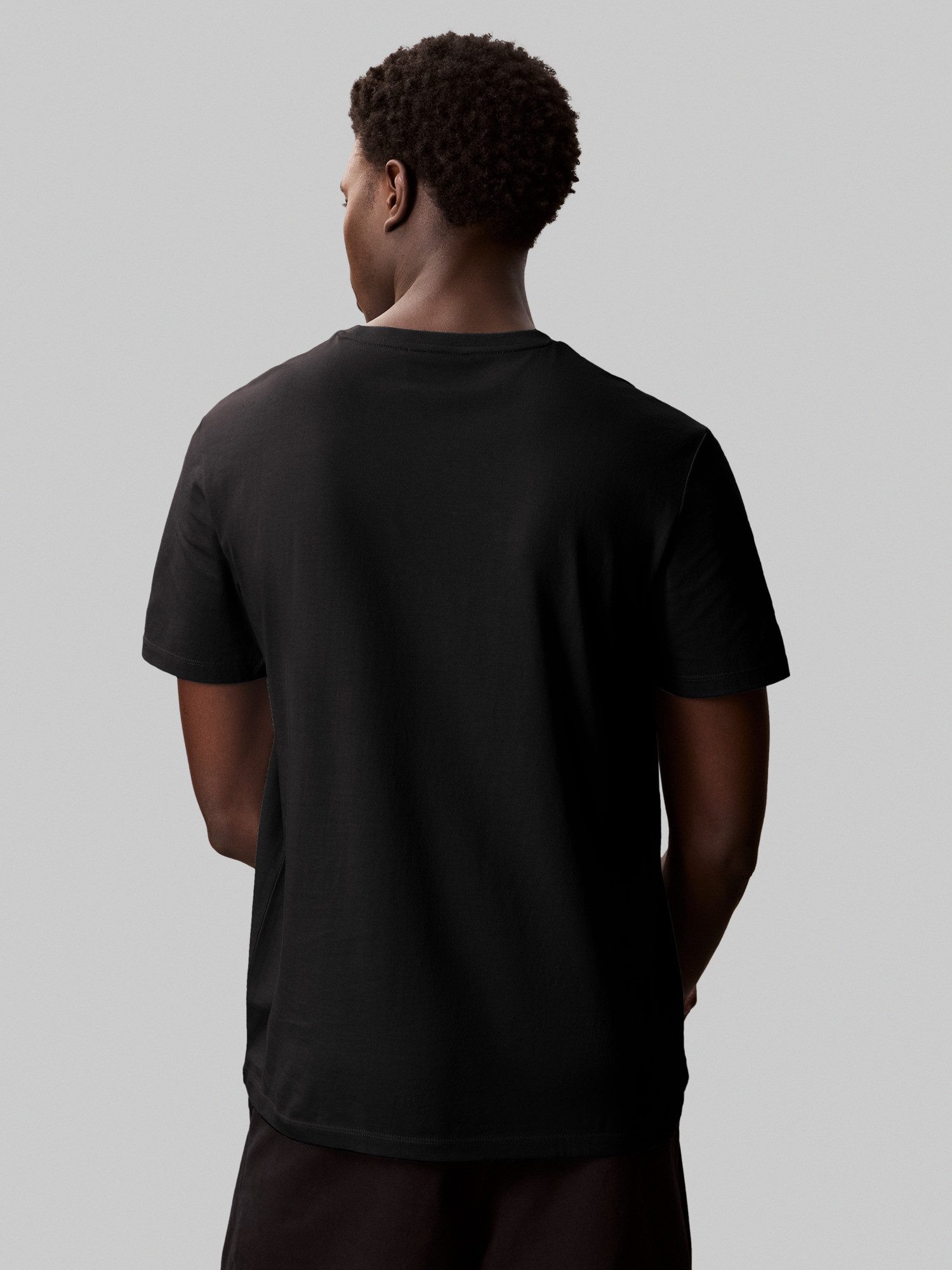 Calvin Klein Jeans T-Shirt (Packung, 2-tlg., 2er-Pack) Mit Rundhalsausschnitt