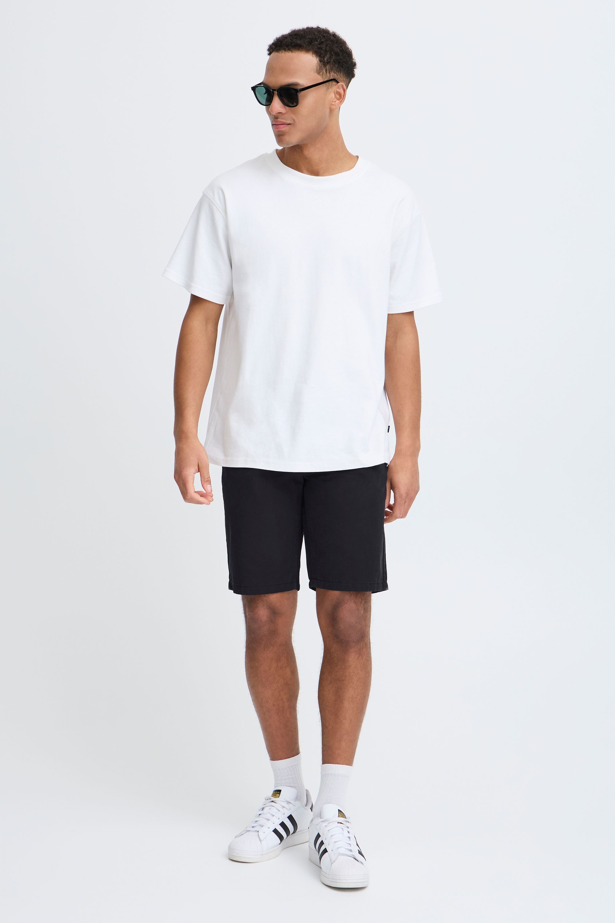Blend Chinoshorts BHRagna Chino Shorts mit Gürtel