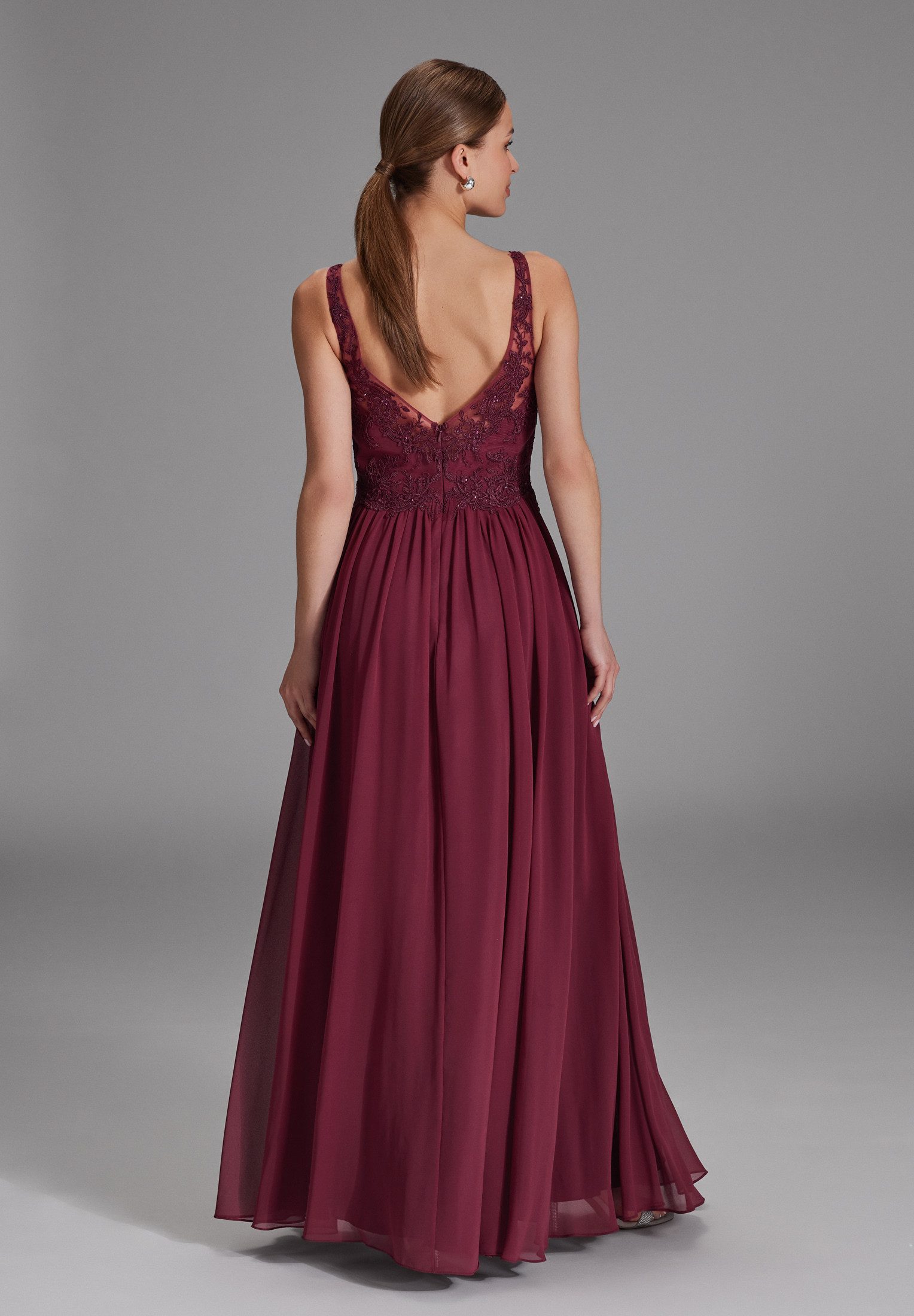 Hey Kyla Abendkleid - Chiffonkleid mit Spitzenstickerei Taillierter Schnitt günstig online kaufen