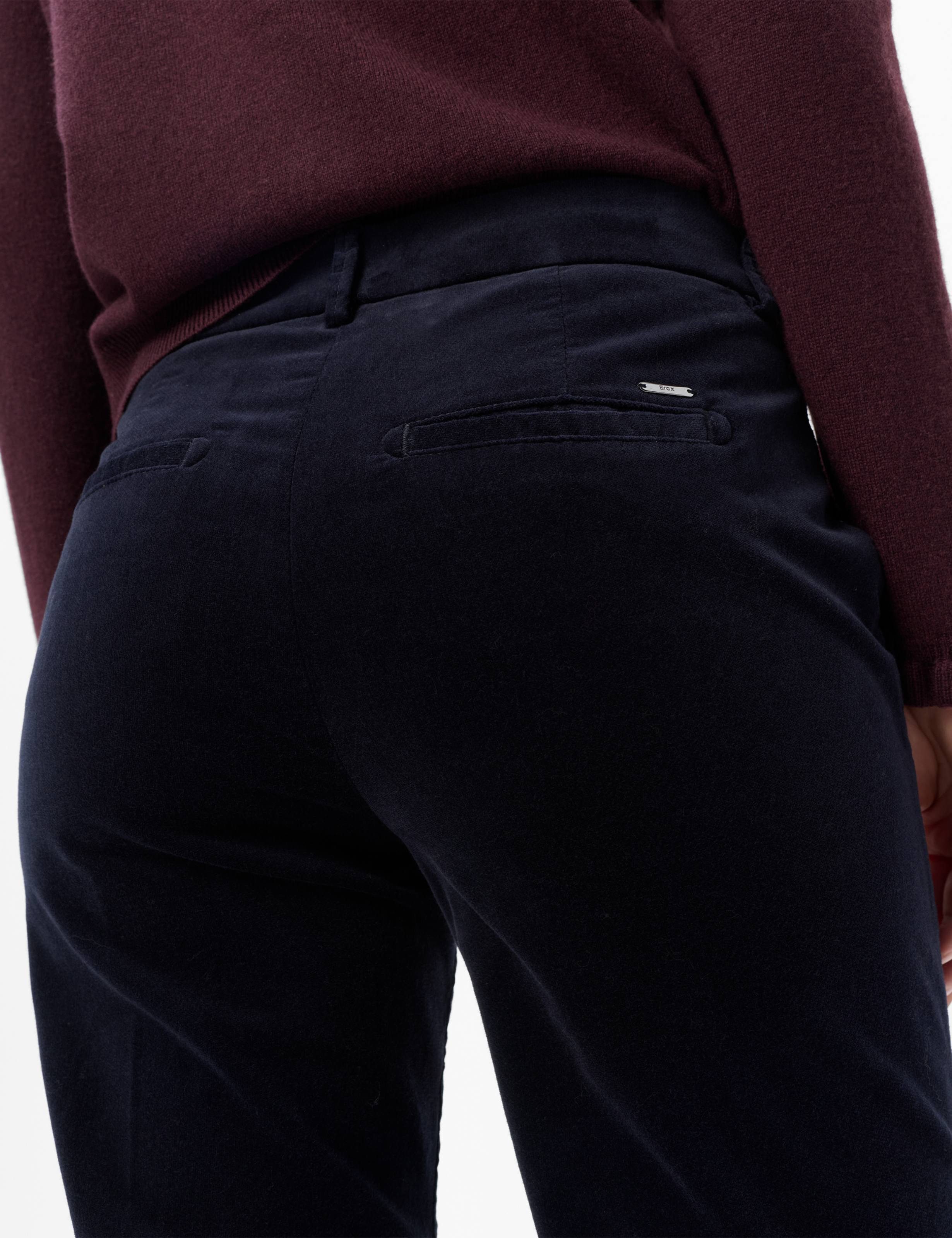 Brax Cordhose Style MARON S Samt: Chinohose im Regular Fit – Bild 4 von 5