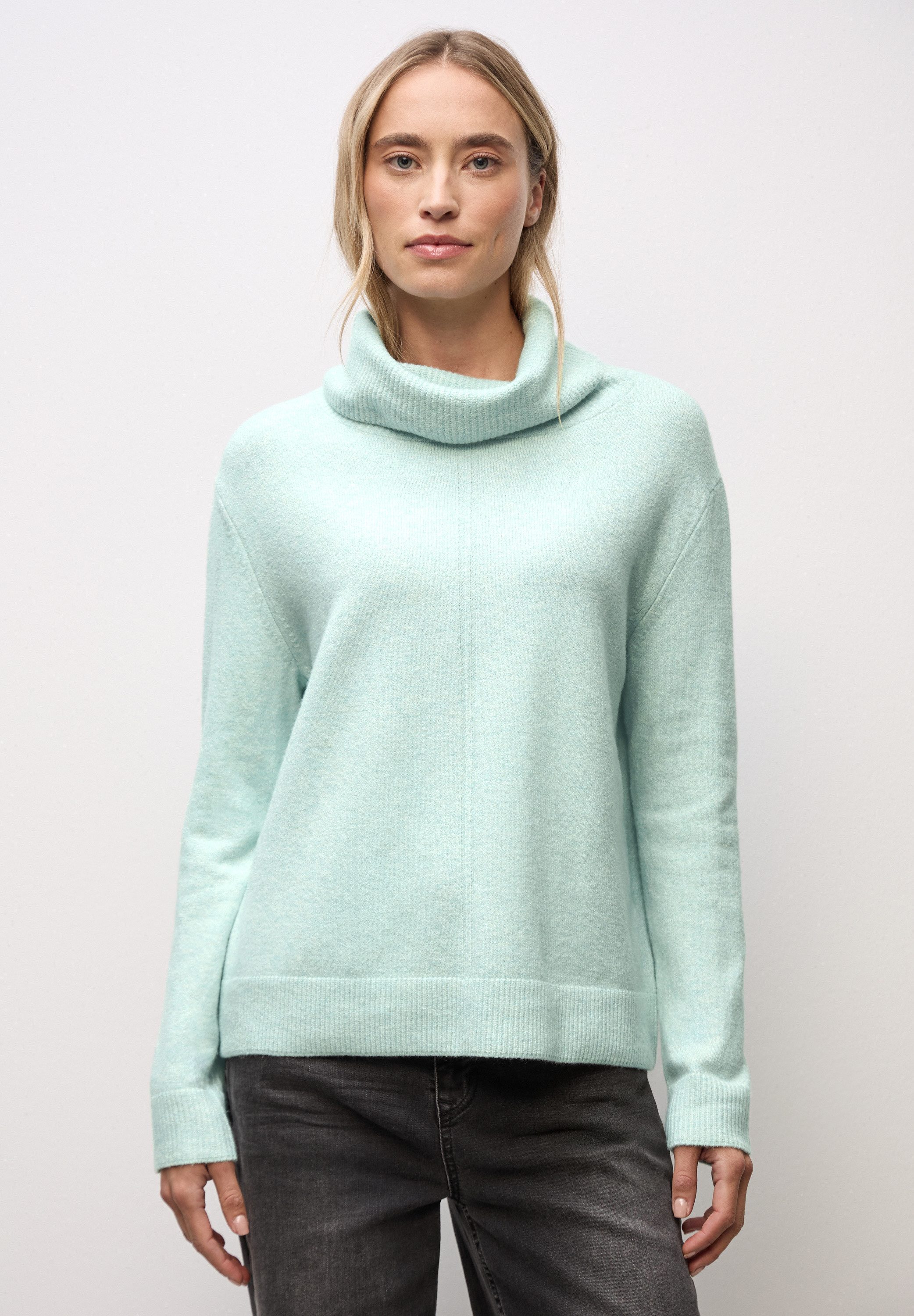 Rollkragenpullover