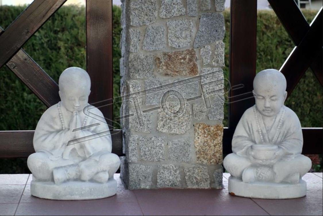 Skulptur Garten Wohnbereich und Skulptur JVmoebel für Skulptur Buddha in Steinoptik.