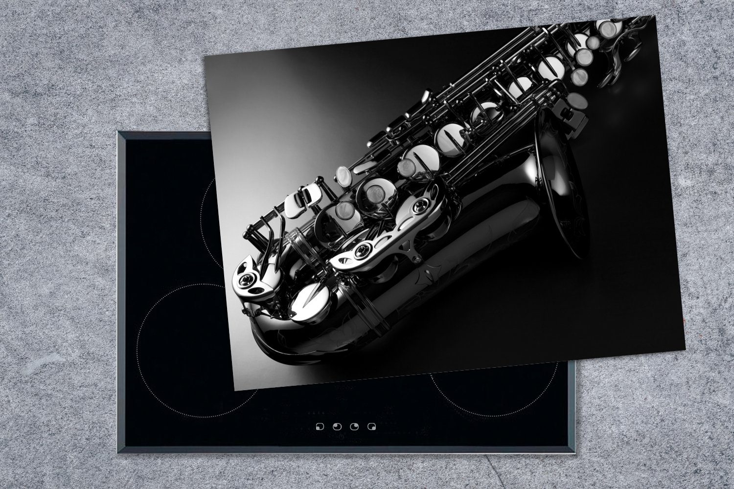Arbeitsfläche und tlg), weiß, Nahaufnahme Saxophons (1 Herdblende-/Abdeckplatte Vinyl, MuchoWow - 70x52 schwarz Mobile cm, nutzbar, Ceranfeldabdeckung eines