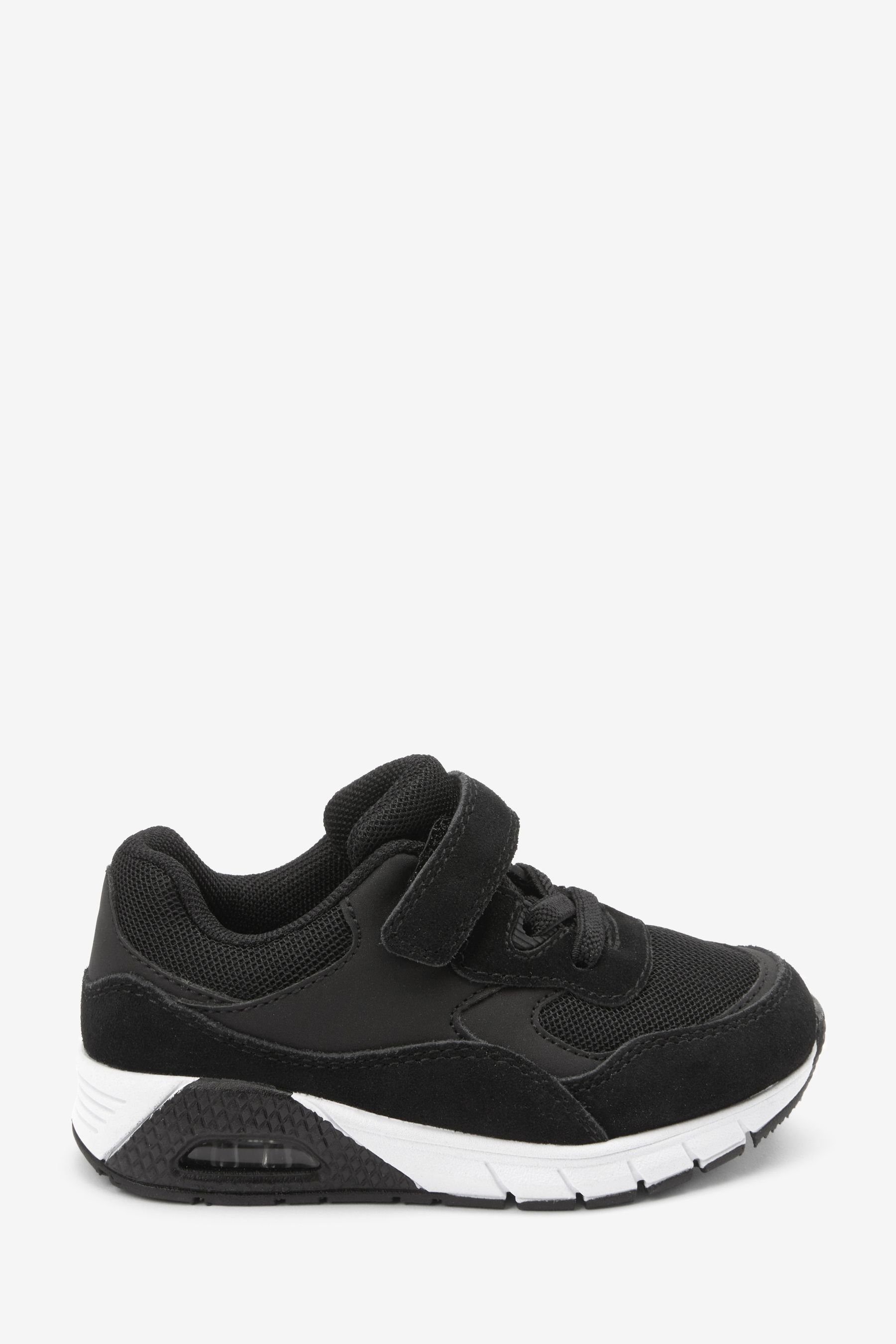 Next Elastischer Sportschuh mit Schnürung Black Sneaker (1-tlg)