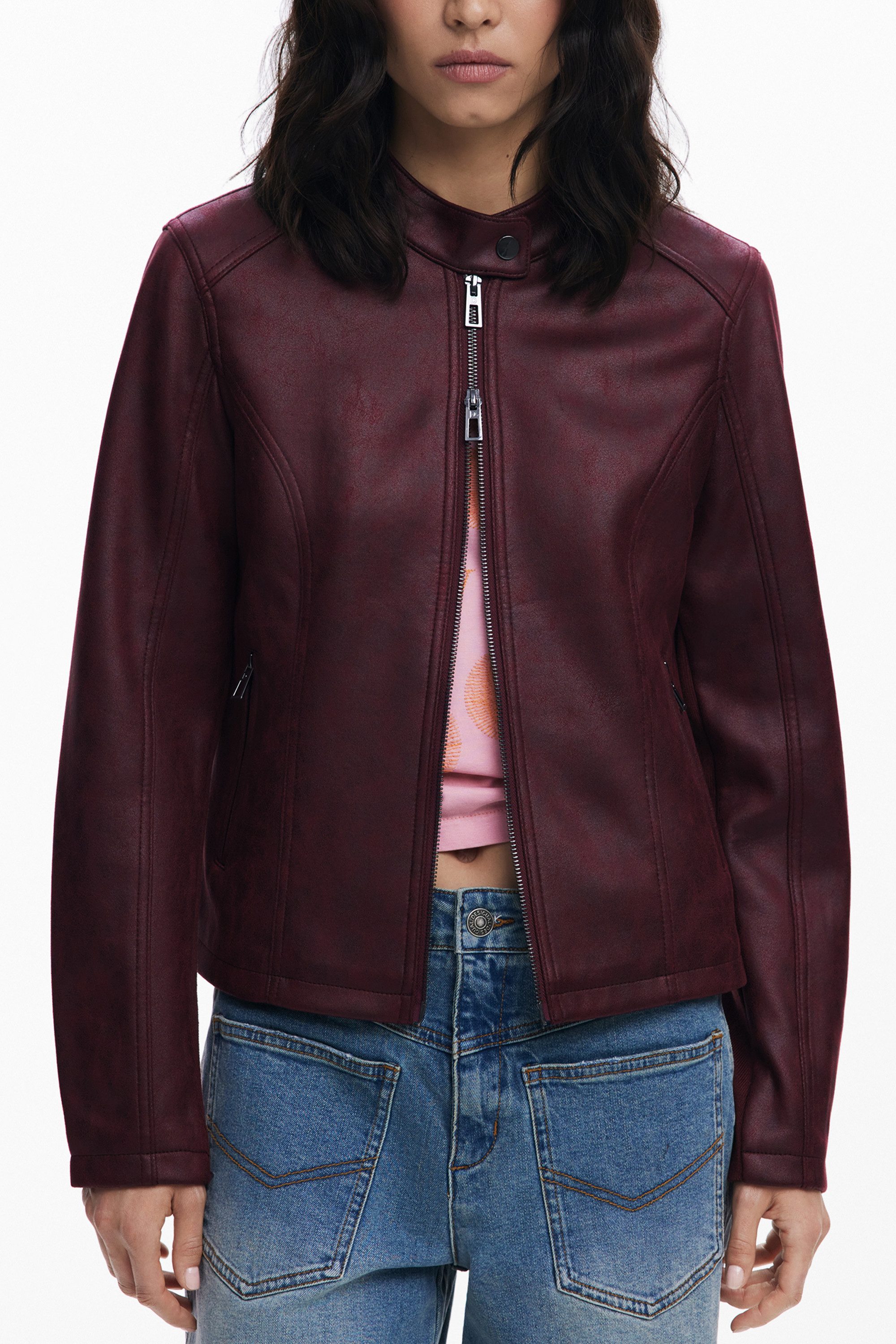Desigual Outdoorjacke Stylische rote Damenjacke mit Kontrastdetails und Reißverschluss