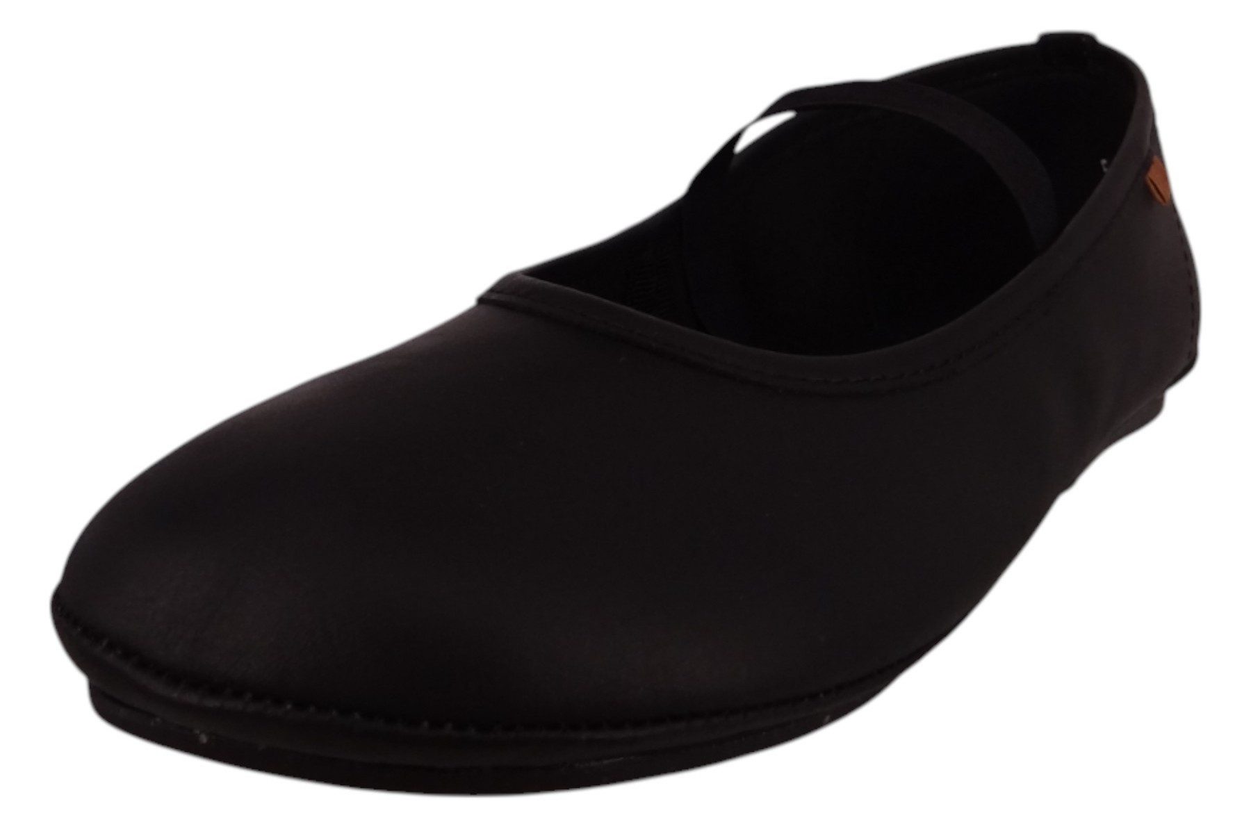 El Naturalista N5820 Essence Black Ballerina